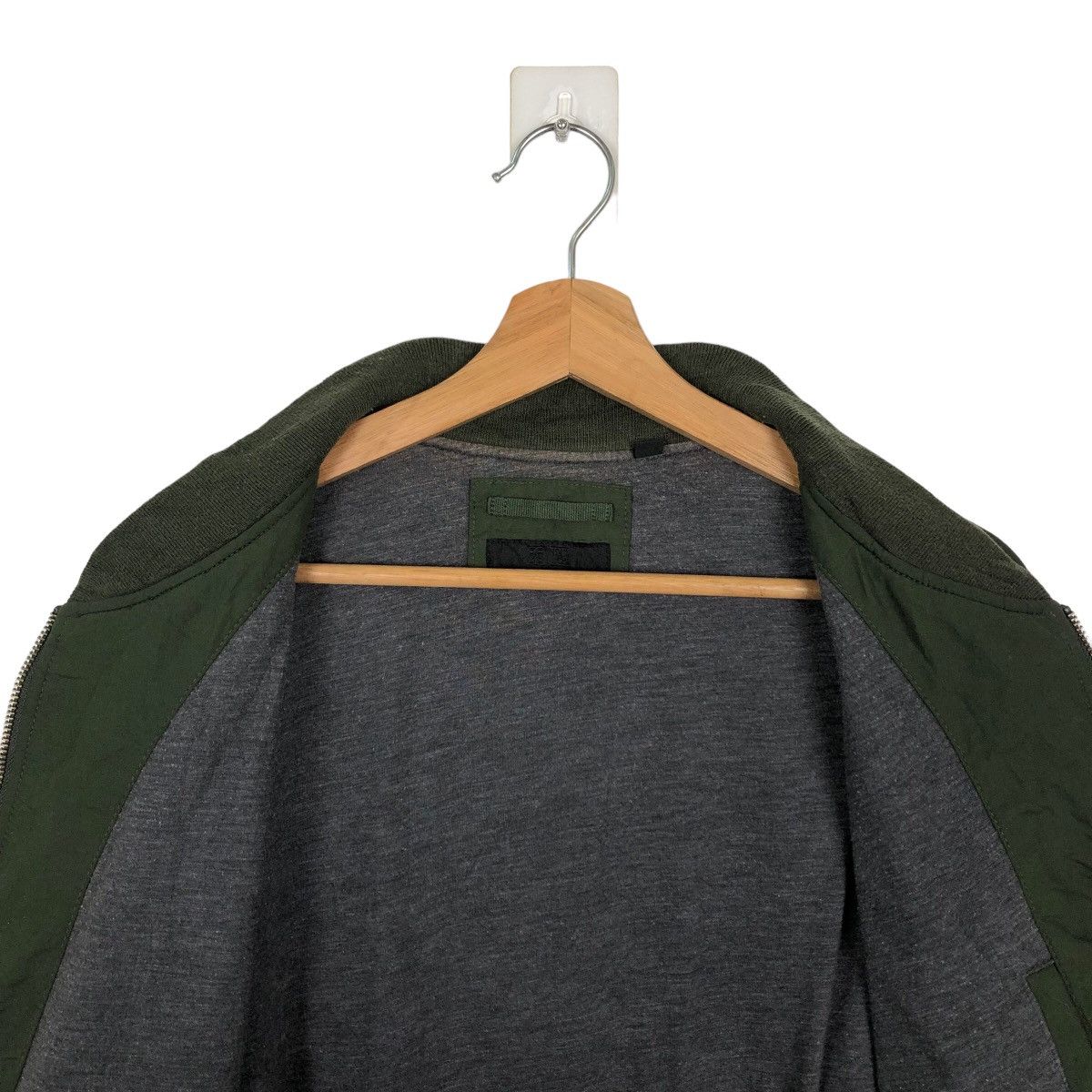 Japanese Brand 🔥RIOT RIOT VINTAGE BOMBER JACKET MILITARY UNIQLO JAPAN Size US M / EU 48-50 / 2 - 10 Thumbnail