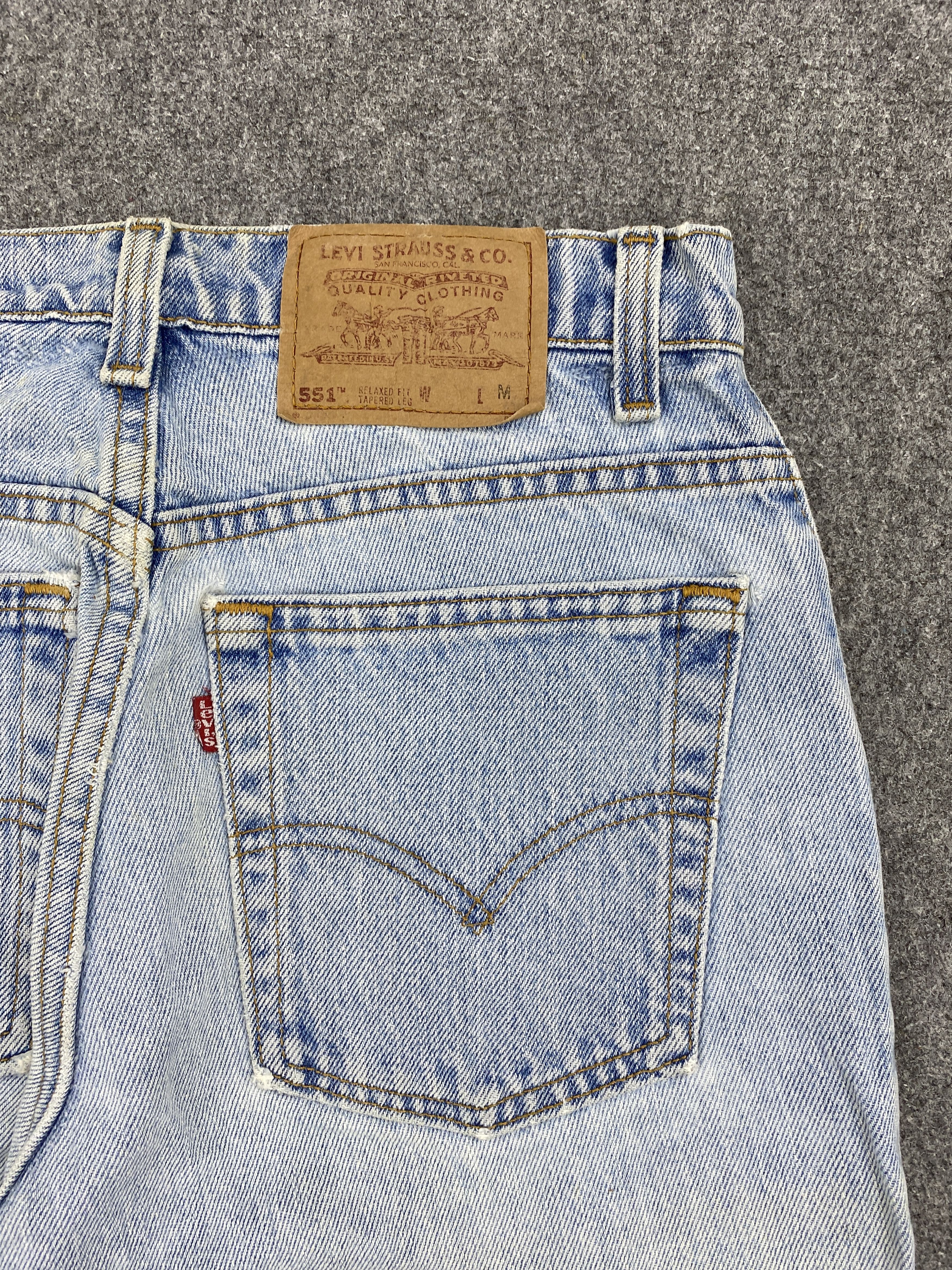 Levi's × Vintage Light Blue Washed Vintage Levis 551 Jeans Size US 28 / EU 44 - 12 Thumbnail