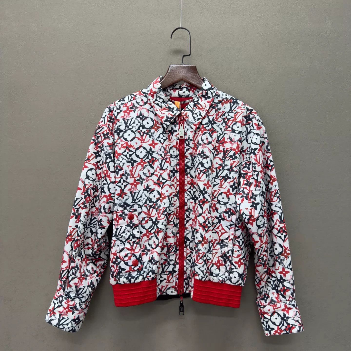 Louis Vuitton Louis Vuitton Monogram Red Black Colorblocked Jacket 36 Size XS / US 0-2 / IT 36-38 - 3 Thumbnail