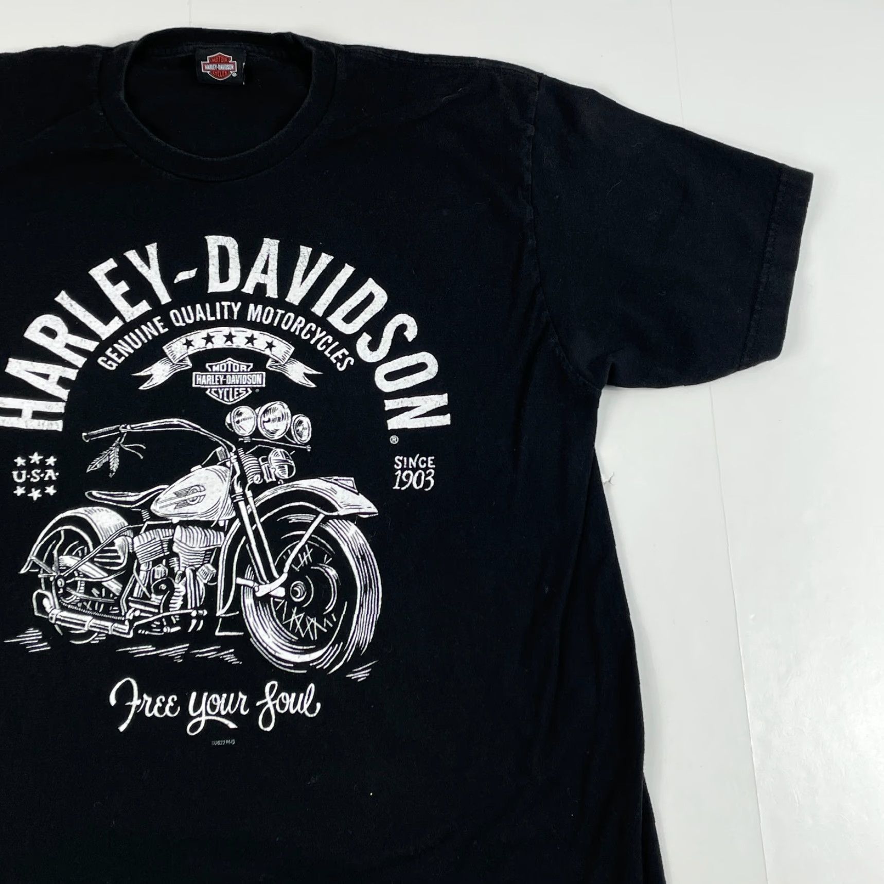 Harley Davidson Harley-Davidson Shirt Mens M Black Barracuda Graphic Print Logo Biker Motorcycle T-Shirt Short Sleeve Crew Neck Size US M / EU 48-50 / 2 - 4 Thumbnail