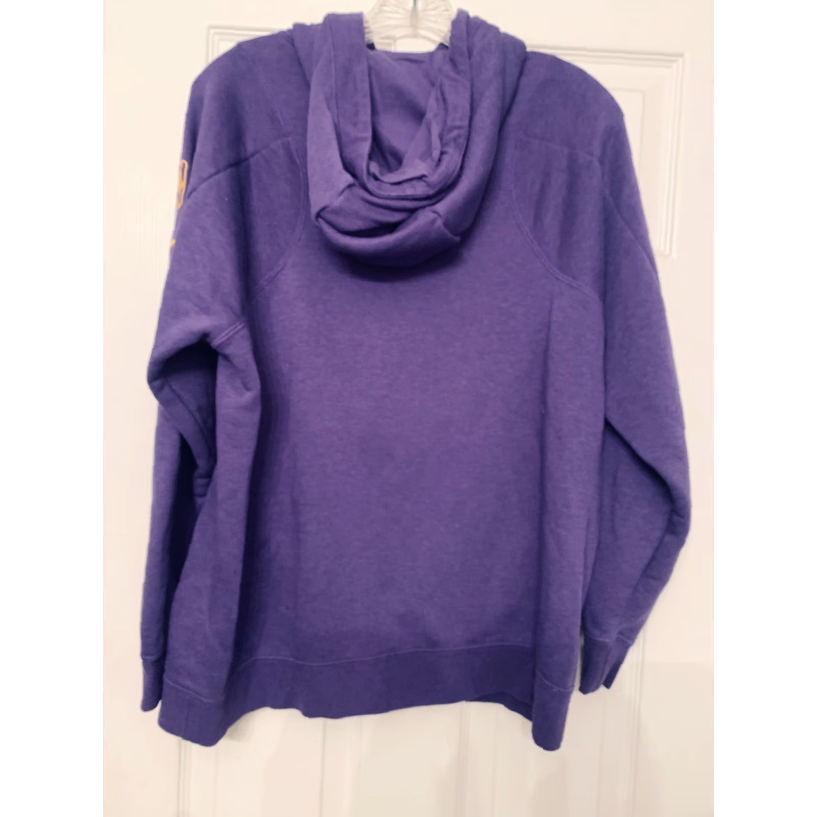 Nike Nike LA Lakers Pullover Hoodie Size M Purple Gold Sweatshirt AJ2927-504 NBA Size US M / EU 48-50 / 2 - 8 Thumbnail