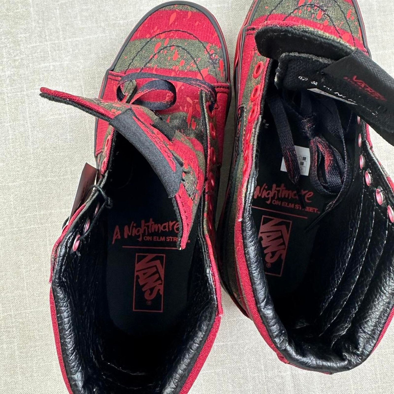 Vans 2021 Vans x Nightmare on Elm Street Sk8-Hi "Freddy Krueger" Size US 5 / IT 35 - 6 Thumbnail