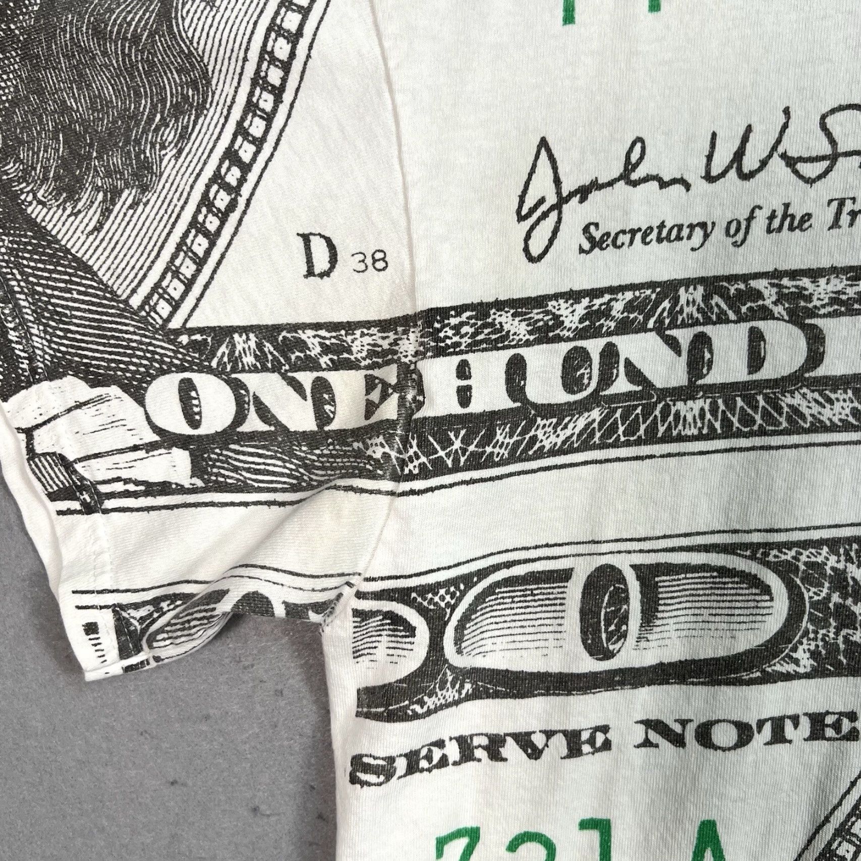 Vintage VINTAGE Hundred Dollar Bill All Over Print Shirt Adult Large White Mens Size US L / EU 52-54 / 3 - 5 Thumbnail