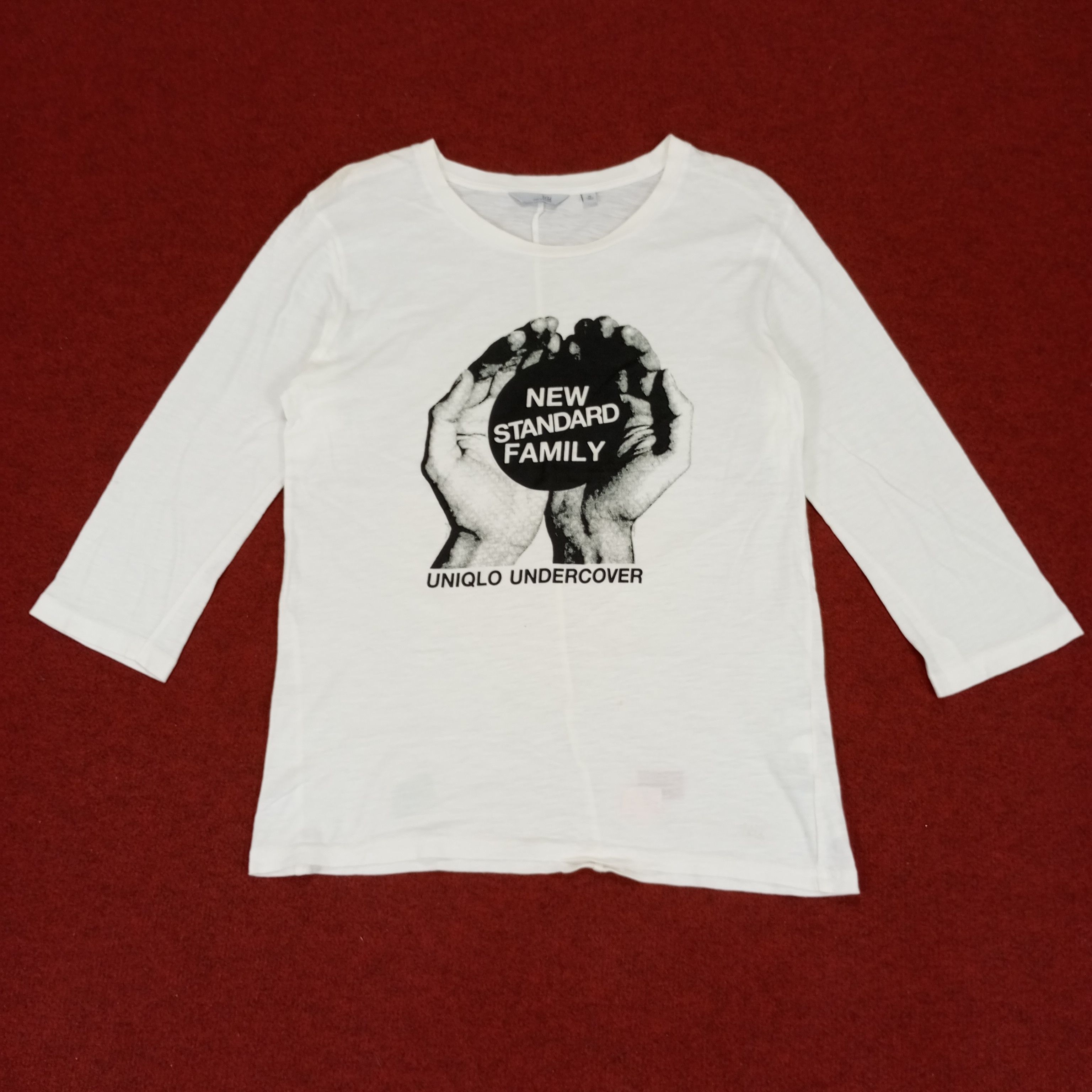 Undercover × Uniqlo Uniqlo Undercover Japanese Brand Fashion Style Tshirt Size M / US 6-8 / IT 42-44 - 1 Thumbnail
