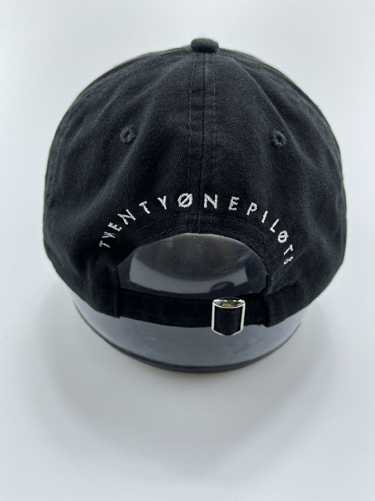Band Tees Twenty One Pilots 6 panel Cap 💥 RARE Size ONE SIZE - 2 Thumbnail