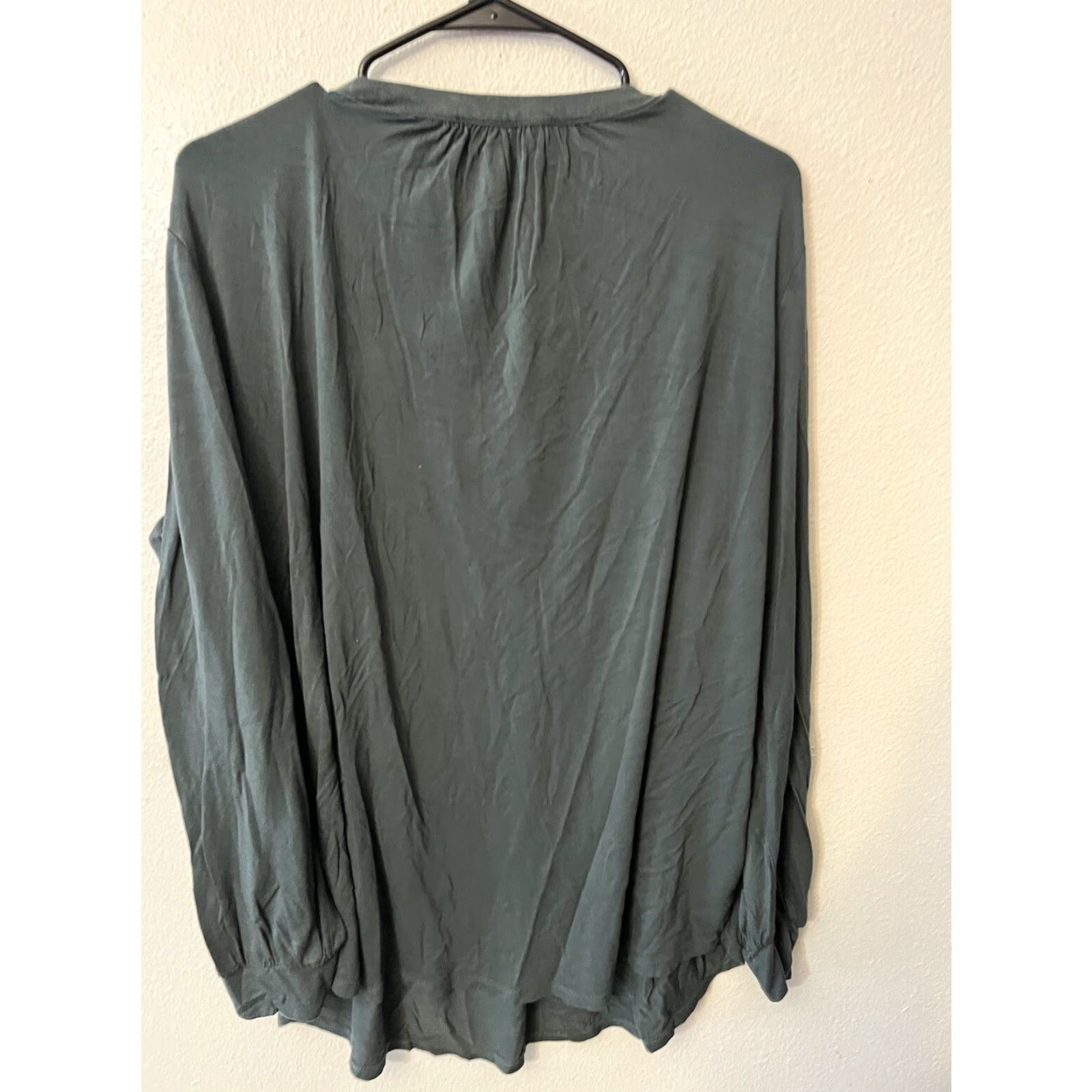 Ann Taylor VINTAGE Ann Taylor LOFT Womens Henley Blouse Top Plus 20/22 Long Sleeve Green Cotton Rayon Casual Workwear Size 3XL / US 20-22 - 2 Thumbnail