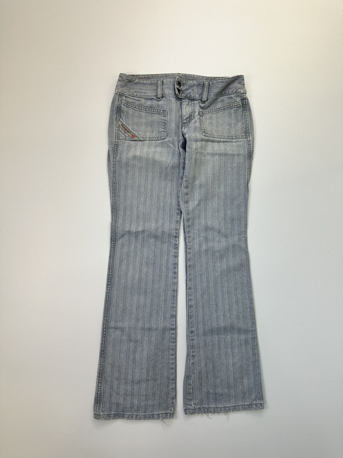 Diesel Diesel Flared Light Denim Jeans 27 Size Made In Italy Size 27" / US 4 / IT 40 - 1 Thumbnail