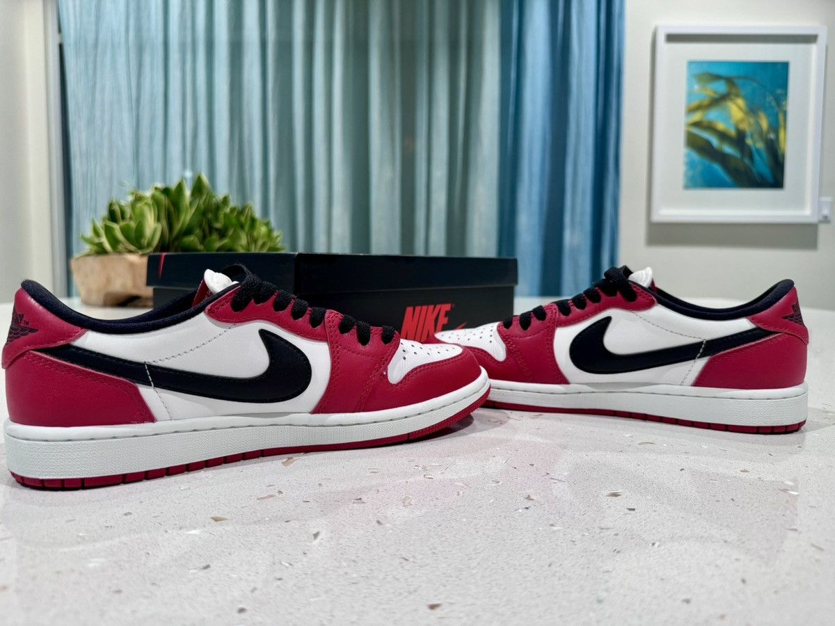 Jordan Brand Air Jordan 1 Low OG "Chicago" (2025) Size US 7.5 / EU 40-41 - 6 Thumbnail