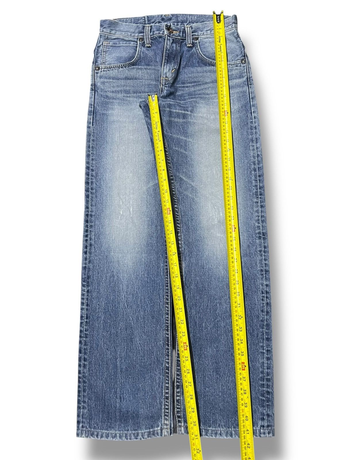Edwin Vintage Edwin 404 Exclusive Japan - Faded Wash Jeans Size US 31 - 15 Thumbnail