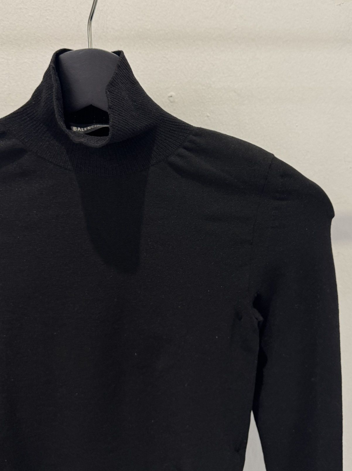 Balenciaga SS23 GLOVES TURTLENECK SWEATER Size S / US 4 / IT 40 - 5 Thumbnail