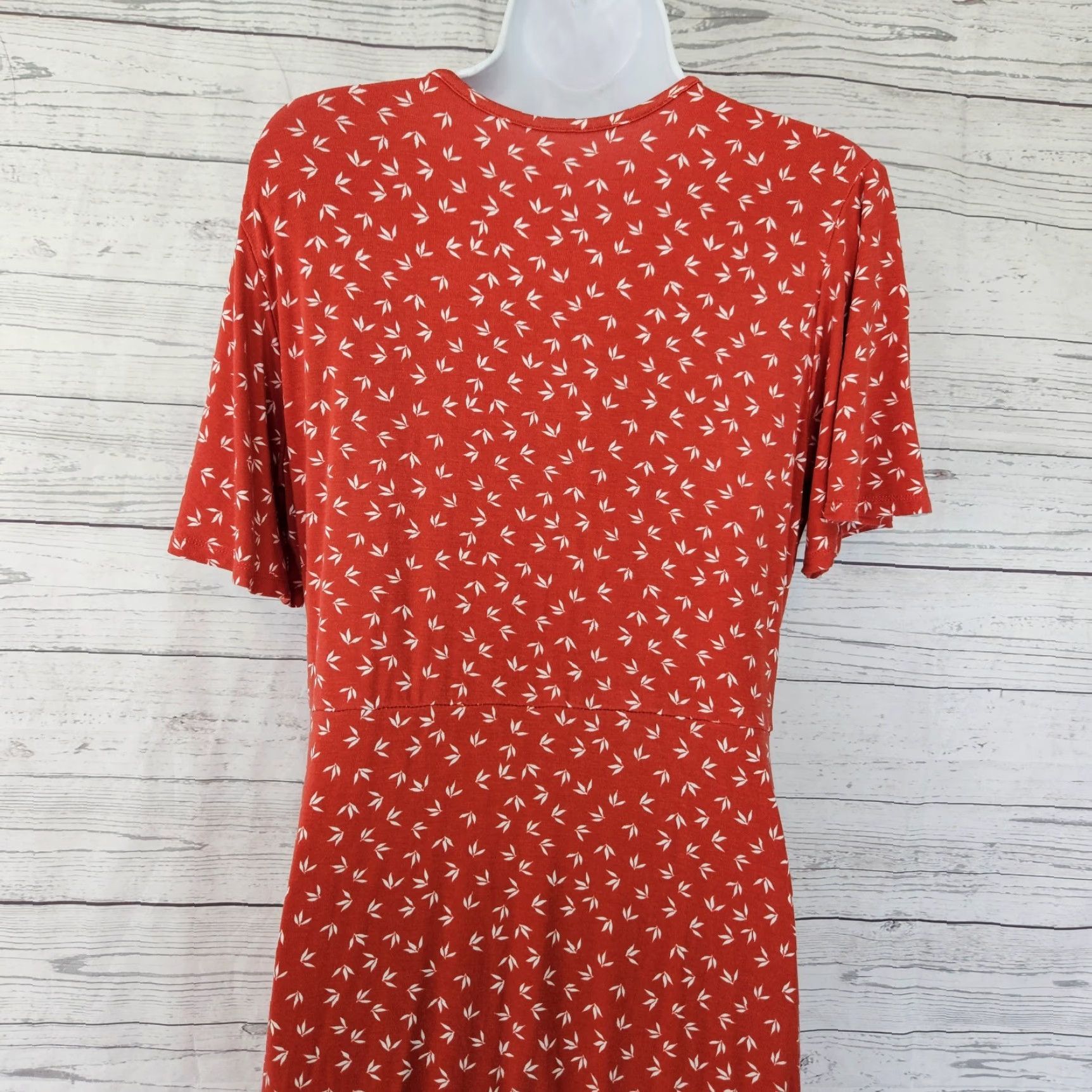Vintage VINTAGE 41 Hawthorn Womens Faux Wrap Dress XL Red White Short Sleeve V-Neck Rayon Dress Womens XL Red White Faux Wrap Knee Length Size 40" / US 18 - 4 Thumbnail