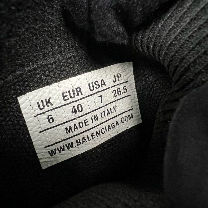 Balenciaga Balenciaga Bullet Screen Full Printing Socks and Shoes 2502 Size US 7 / EU 40 - 6 Thumbnail