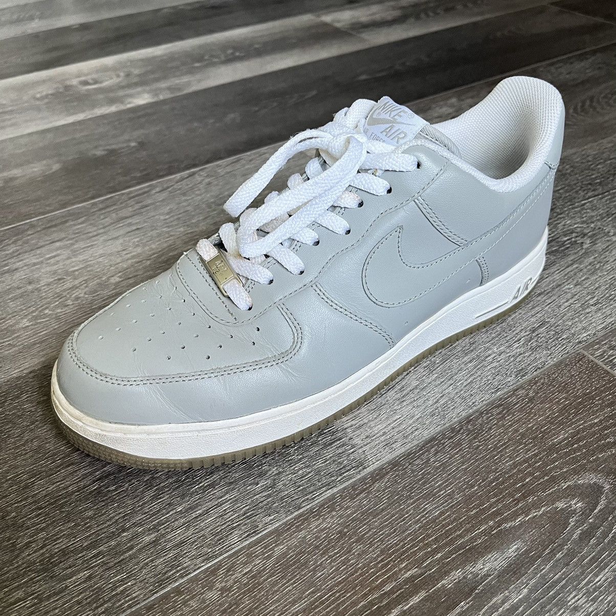 Nike Vintage 2000s Nike Air Force 1 07 ‘Medium Grey’ Shoes 10.5 Size US 10.5 / EU 43-44 - 8 Thumbnail