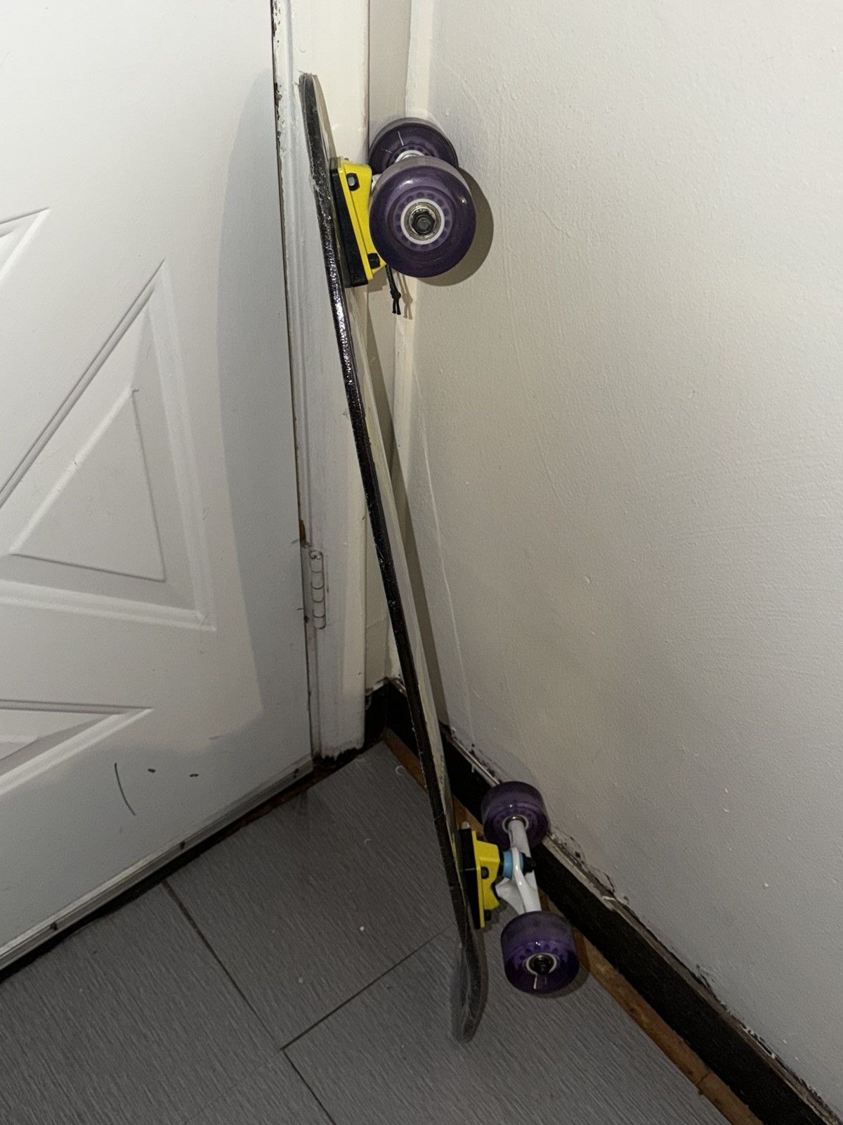 Nickelodeon SpongeBob SquarePants Skateboard Viacom 2020