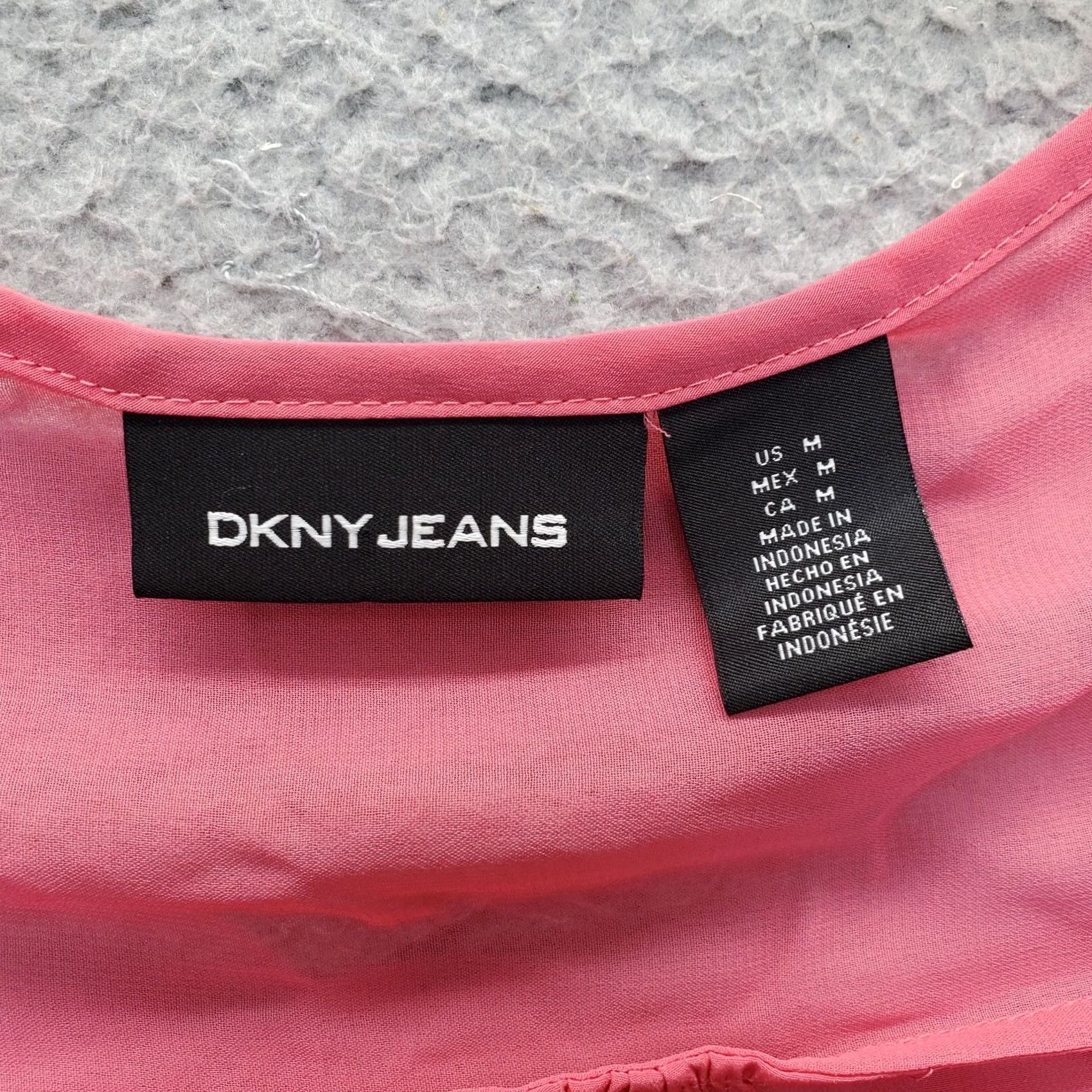 DKNY DKNY Jeans Tank Top Womens M Pink Solid Sleeveless Scoop Neck Front Zipper Size M / US 6-8 / IT 42-44 - 4 Thumbnail
