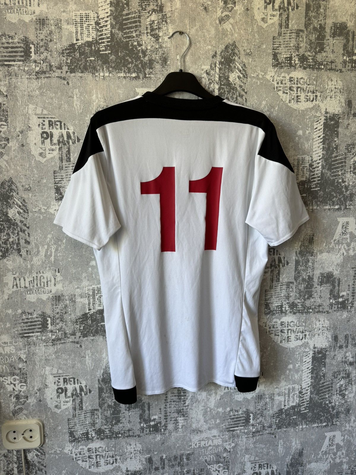 Vintage Vintage Adidas Soccer Jersey Size US M / EU 48-50 / 2 - 3 Thumbnail
