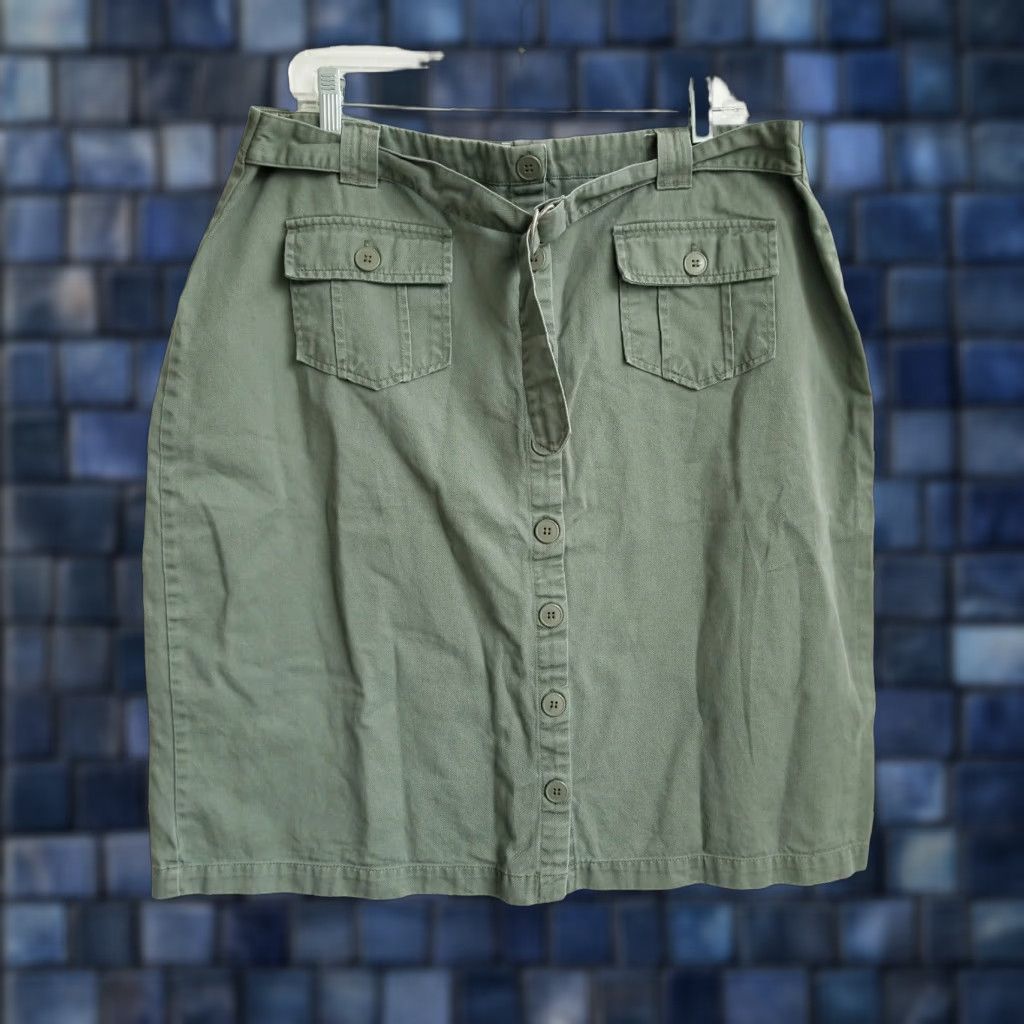 Basic Editions Basic Editions Army Green Button Down Size 18 Skirt Pencil Straight Size 40" / US 18 - 1 Thumbnail