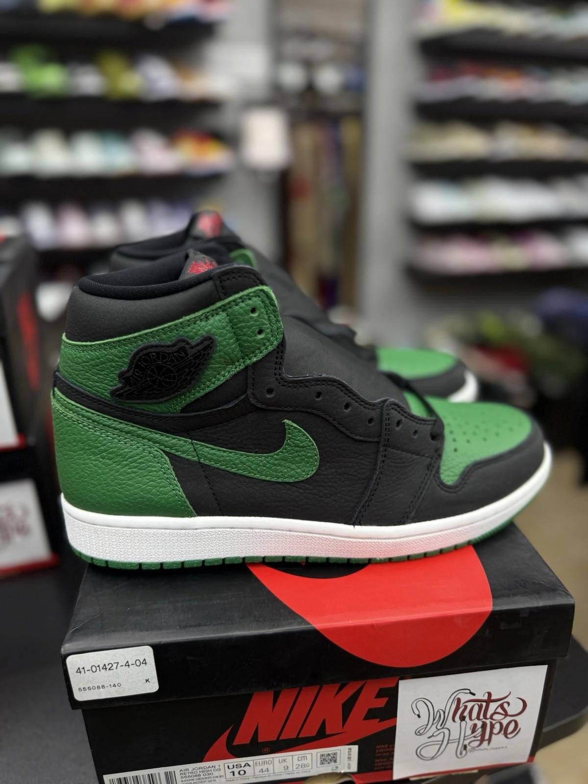 Jordan Brand Nike Air Jordan 1 Retro High OG Pine Green Black Size 10 Size US 10 / EU 43 - 2 Thumbnail