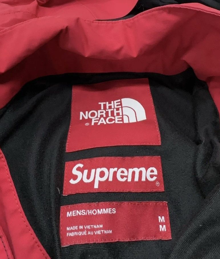 Supreme × The North Face Supreme tnf north face statue of liberty mountain jacket Size US M / EU 48-50 / 2 - 3 Thumbnail