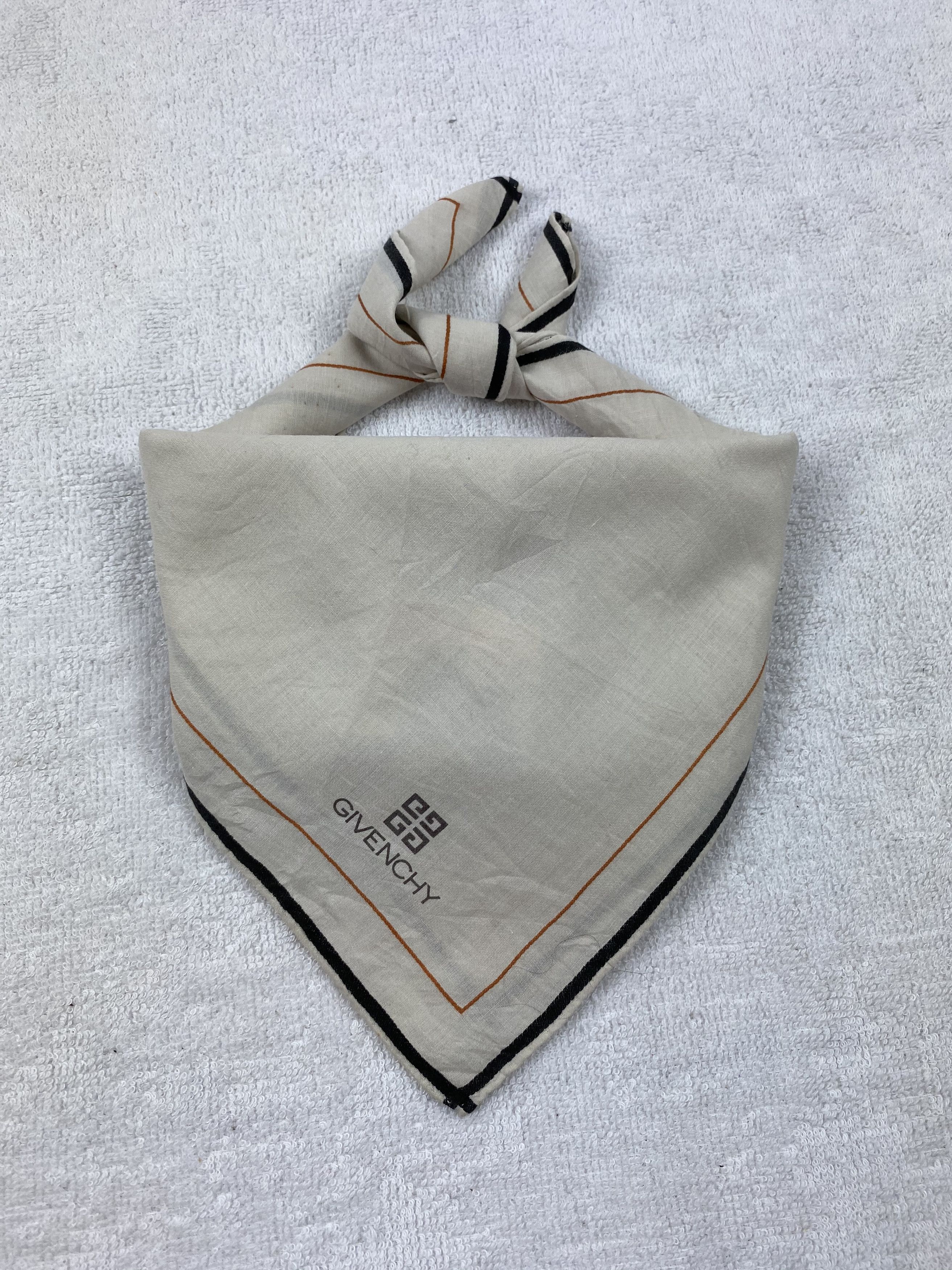 Vintage Givenchy Handkerchief / Bandana / Neckerchief Size ONE SIZE - 1 Thumbnail