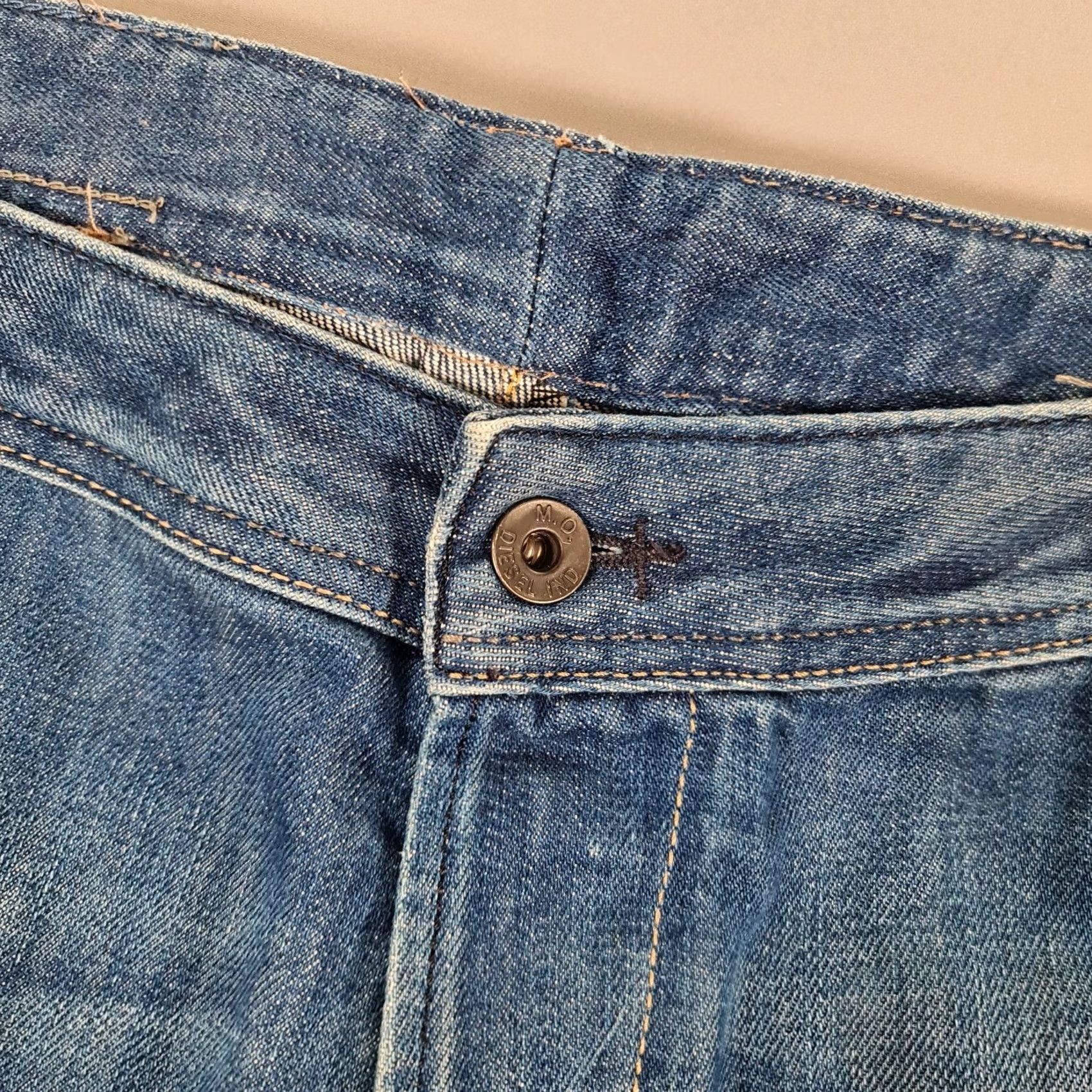 Diesel Diesel Jeans Mens W36 L32 Blue Cinch Back Straight Leg Button Fly 008BK Size US 36 / EU 52 - 4 Thumbnail