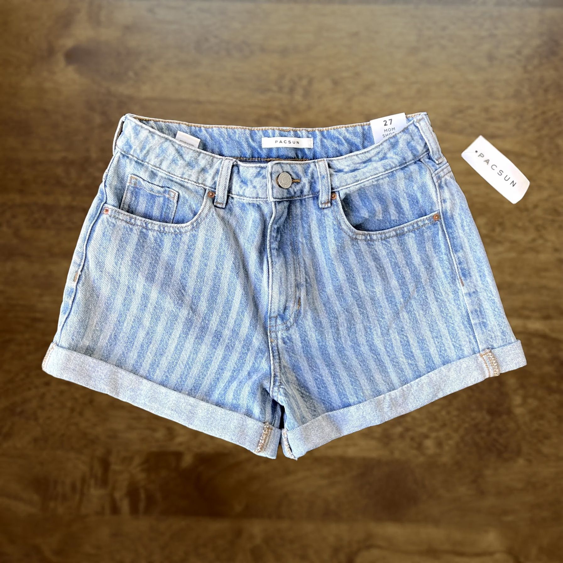 Pacsun PacSun Shorts Womens 27 Light Wash Mom Short Denim Tonal Stripe High Rise Cuffed Size 27" / US 4 / IT 40 - 1 Thumbnail