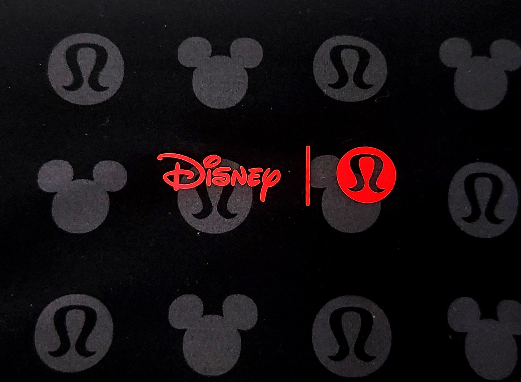 Disney × Lululemon DISNEY X LULULEMON Wunder Train 25" HR Tight SZ 2 Classic Size 26" / US 2 / IT 38 - 2 Thumbnail
