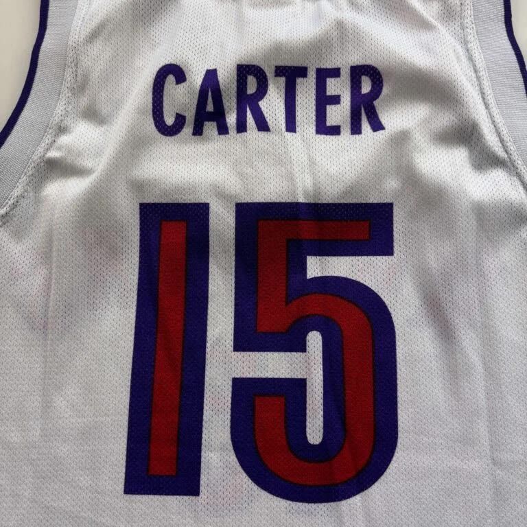 Champion Toronto Raptors Vince Carter Champion EU home NBA jersey M Size US M / EU 48-50 / 2 - 7 Thumbnail