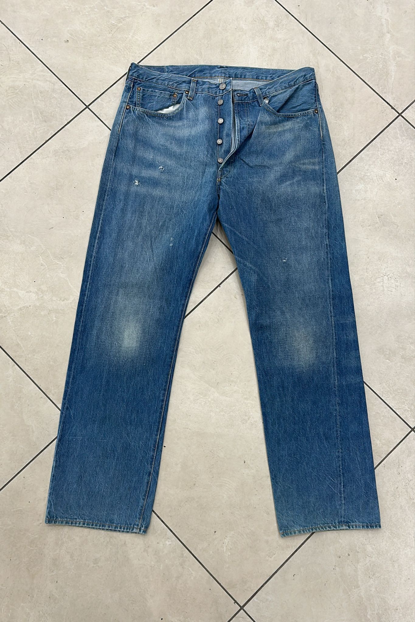 Levi's Vintage Clothing LVC Levi's Vintage Clothing 1955 501XX BigE Selvedge Jeans Size US 36 / EU 52 - 1 Thumbnail