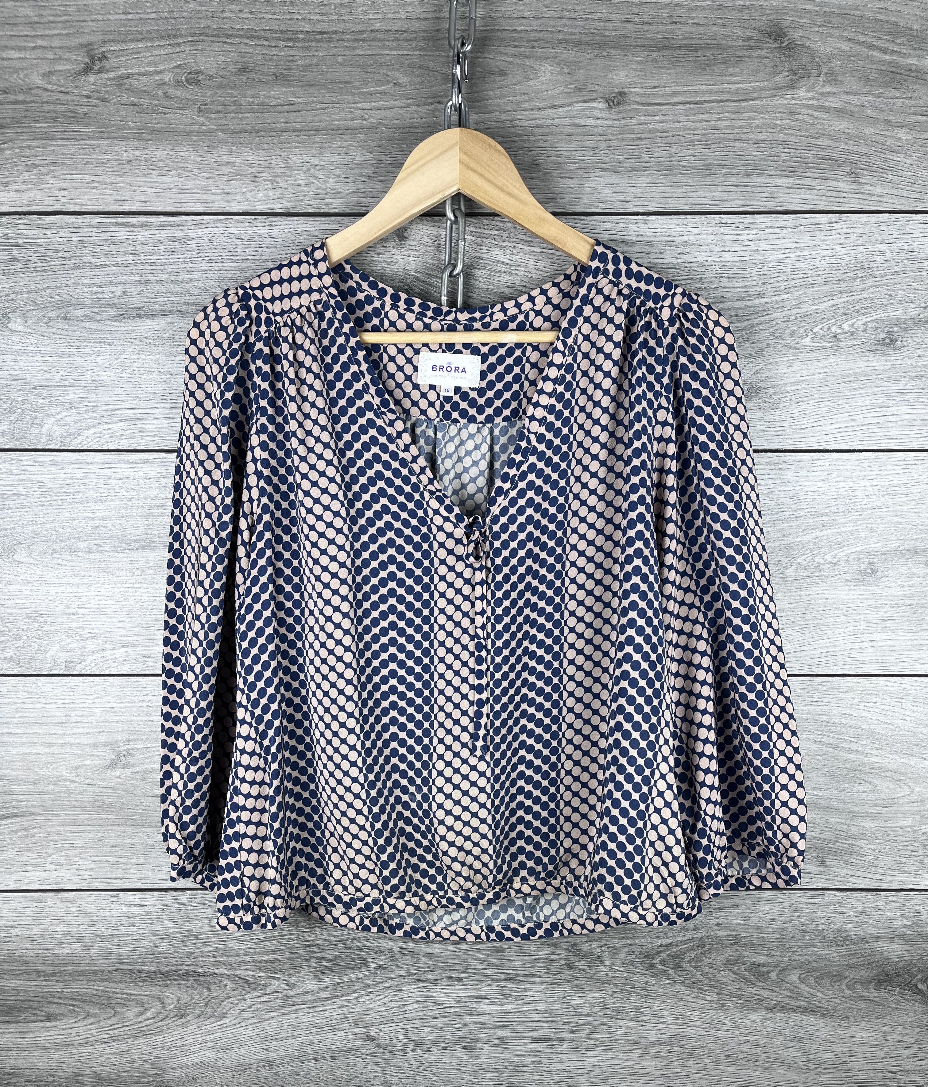Other Women blouses Brora size 12 Size L / US 10 / IT 46 - 1 Thumbnail