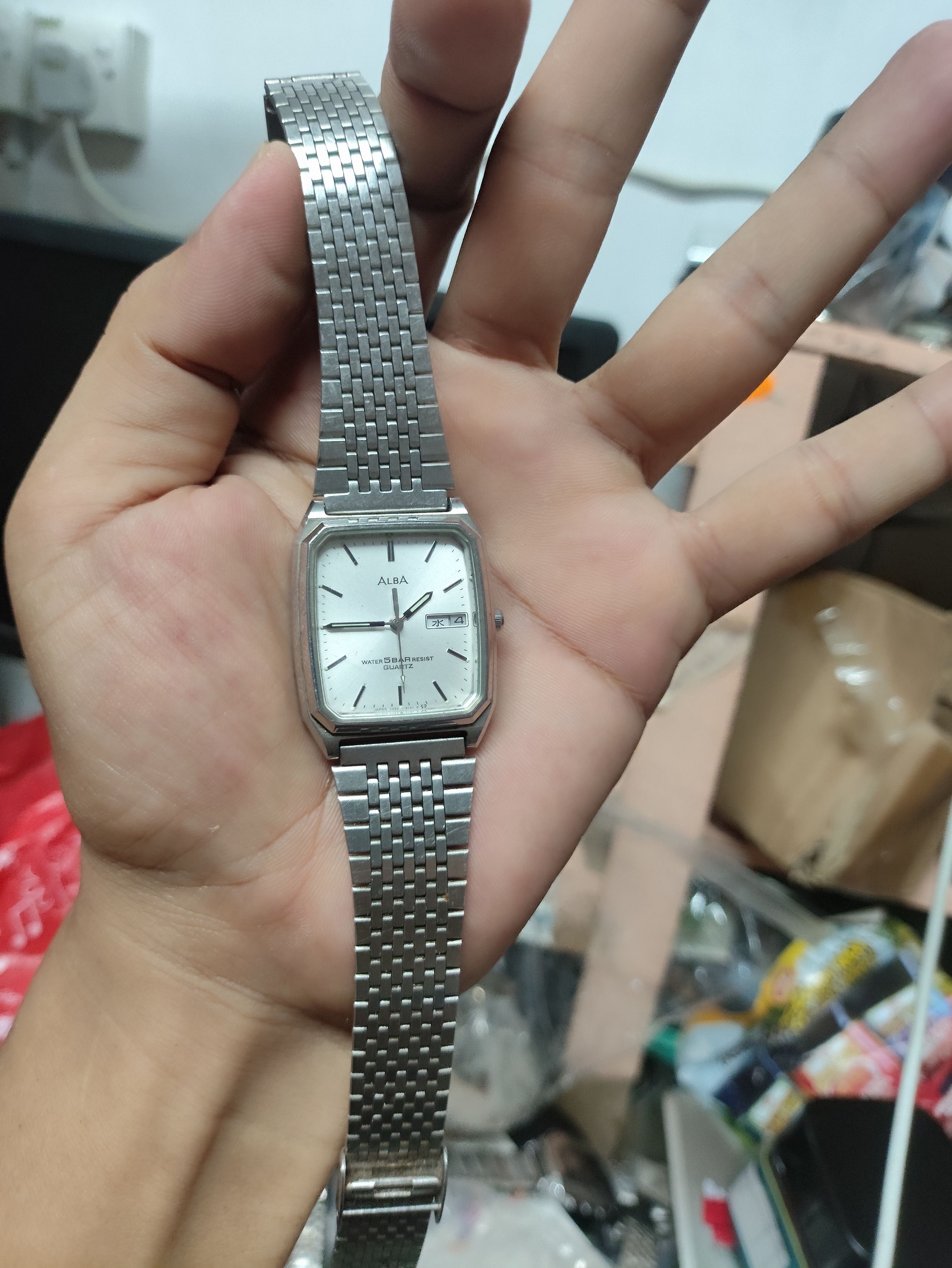 ALBA Vintage ALBA JAPAN WATCH Analog Quartz (Need Service) Size ONE SIZE - 7 Thumbnail