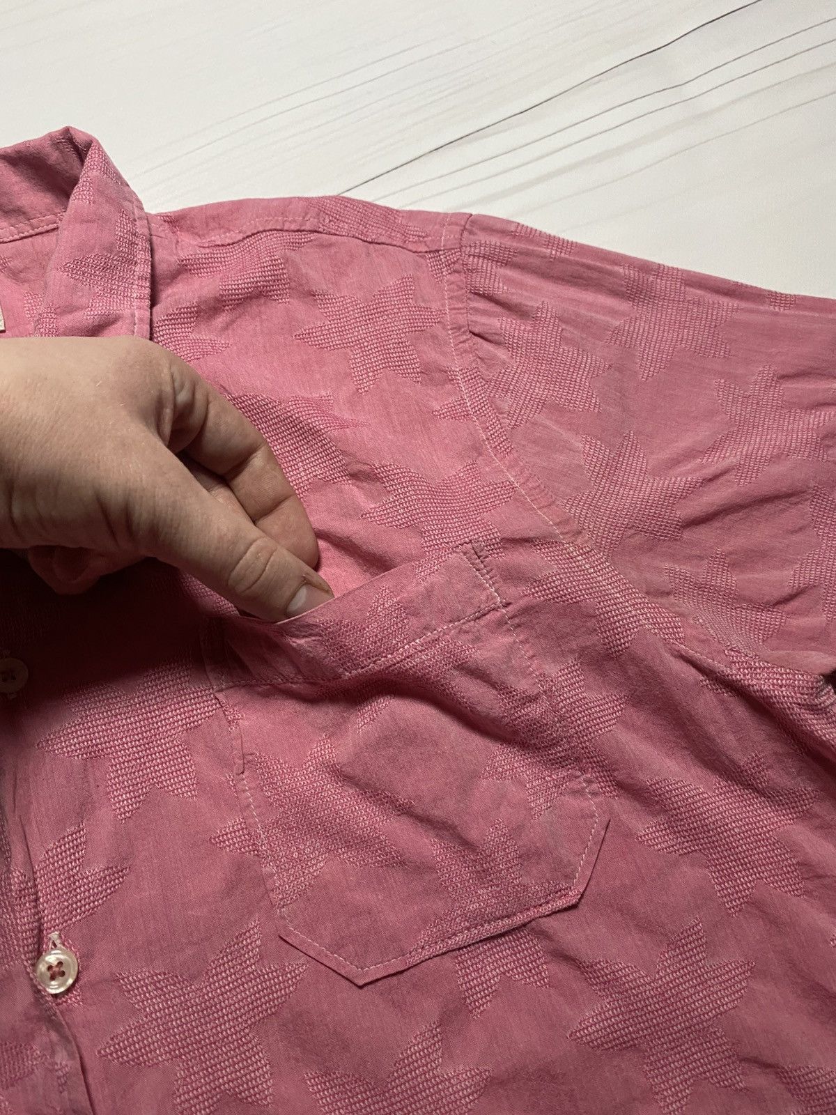 Universal Works × Vintage Universal Works pink stars Hawaii Button Up y2k camp shirt Size US S / EU 44-46 / 1 - 8 Thumbnail