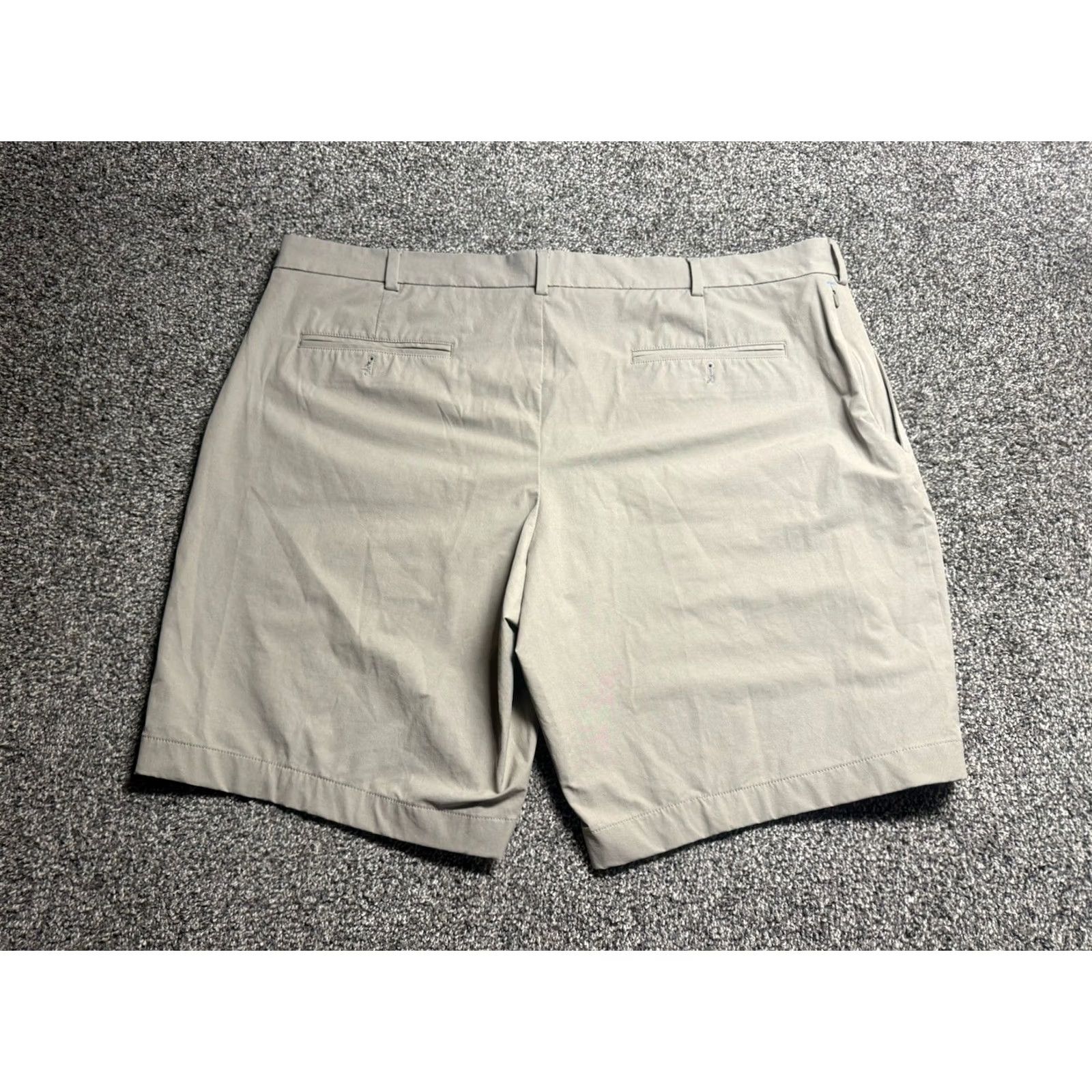 Vineyard Vines Vineyard Vines OTG Shorts Mens 46B Beige Khaki Chino Performance On The Go Gym Golf OTG Mens 46B Beige Khaki Chino Size US 30 / EU 46 - 2 Thumbnail