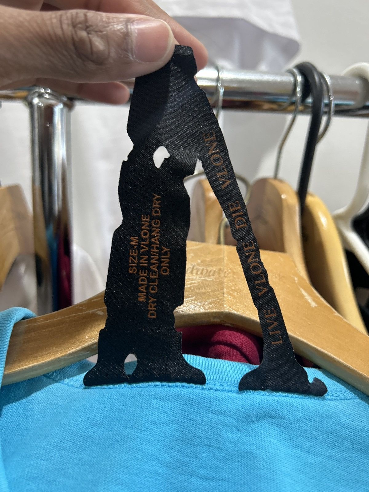 Vlone Rare Vlone x UNKNWN / Miami Pop Up Size US M / EU 48-50 / 2 - 5 Thumbnail