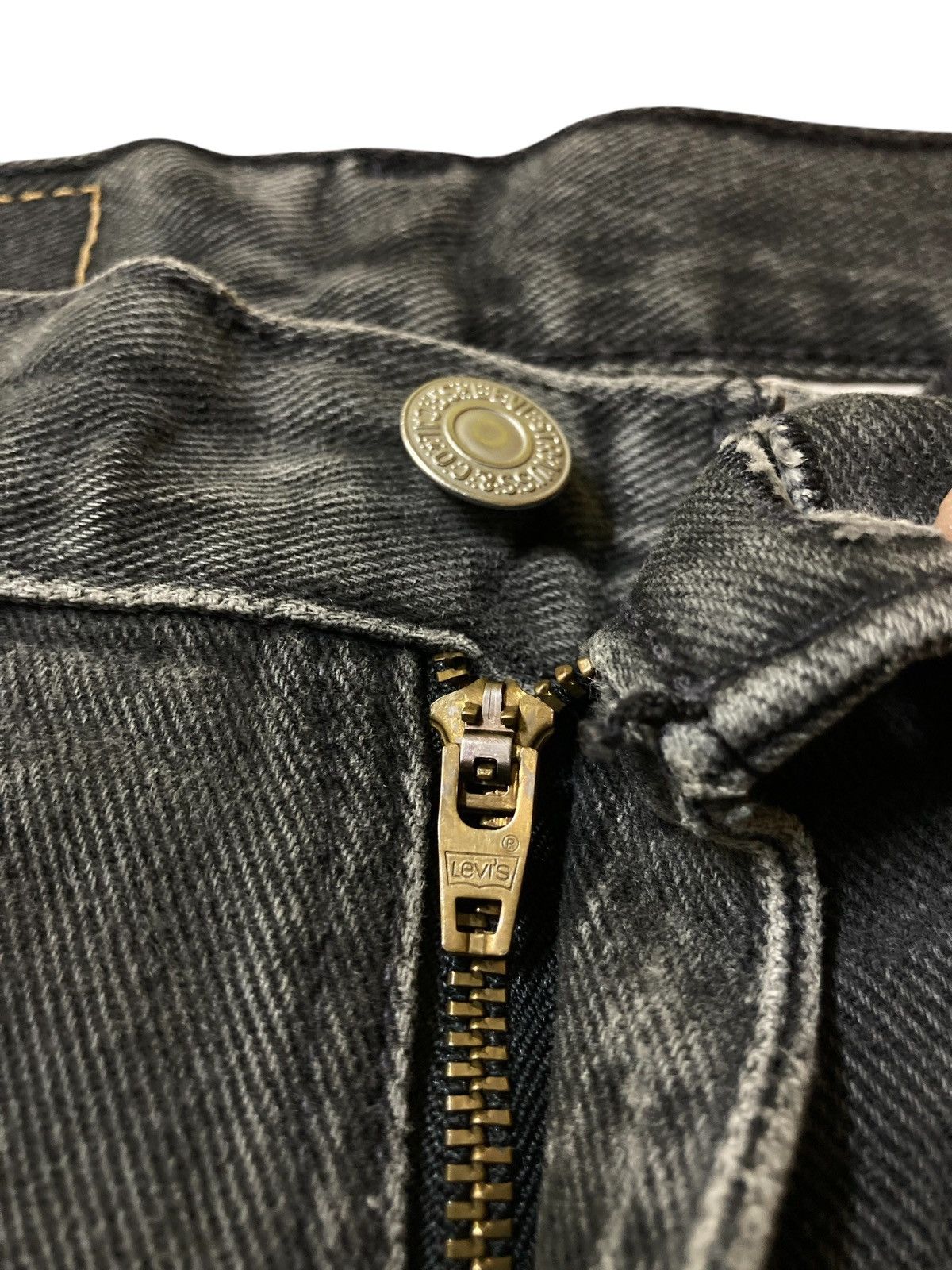 Levi's Vintage Levis 550 Black Relaxed Fit Tapered Leg USA Size US 30 / EU 46 - 8 Thumbnail
