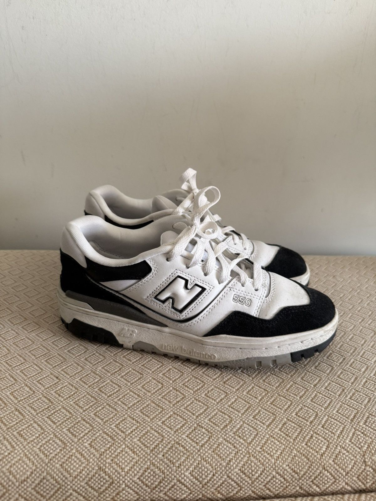 New Balance New Balance 550 Black, Grey + White Sneakers Size US 8 / IT 38 - 3 Thumbnail