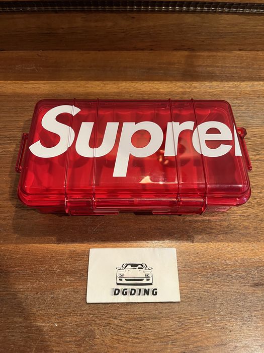 Supreme Supreme x Pelican 1060 Case Red FW/19 | Grailed