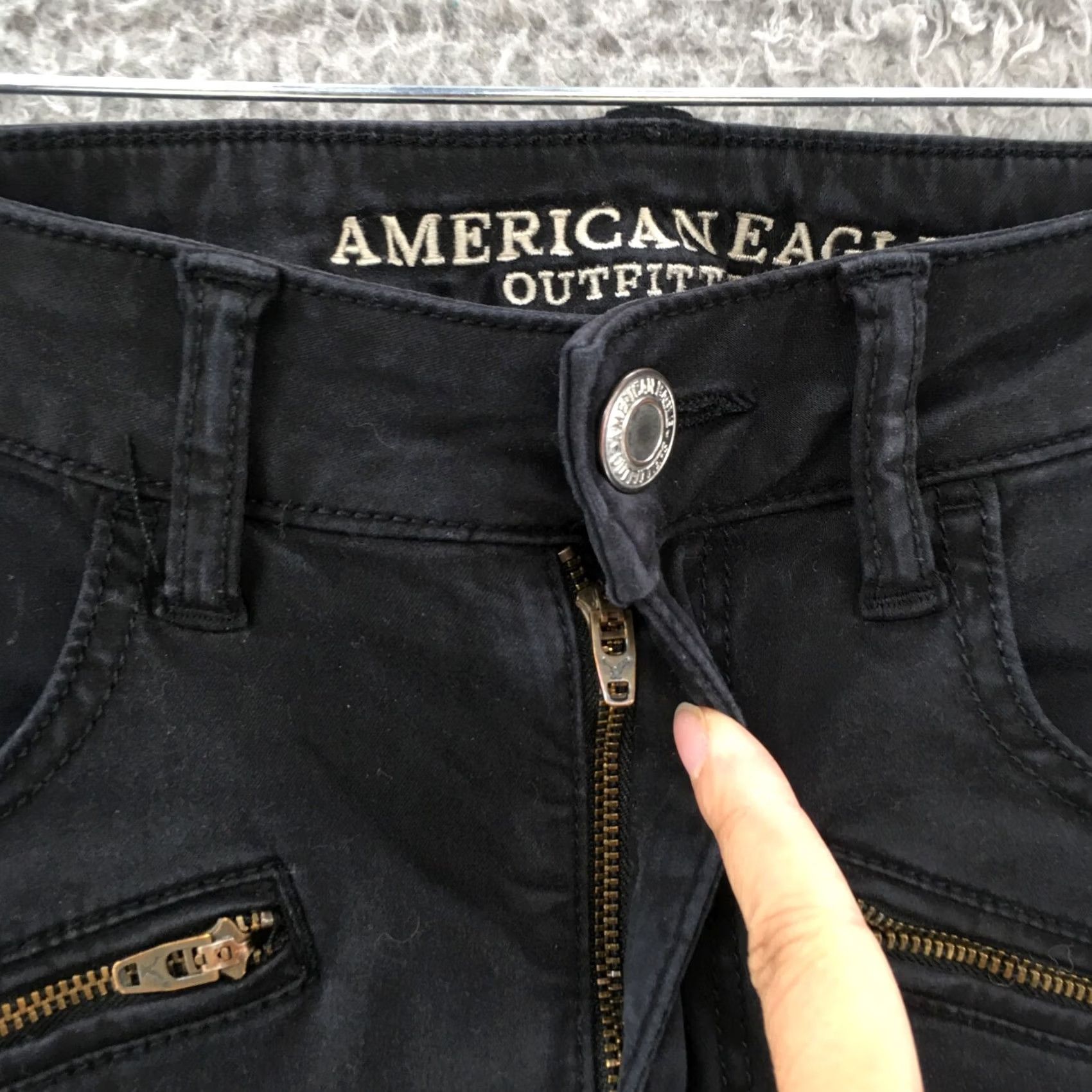 American Eagle Outfitters American Eagle Jegging Jeans Womens 6 Black High Rise Stretch Zip Shirt? Size 28" / US 6 / IT 42 - 4 Thumbnail