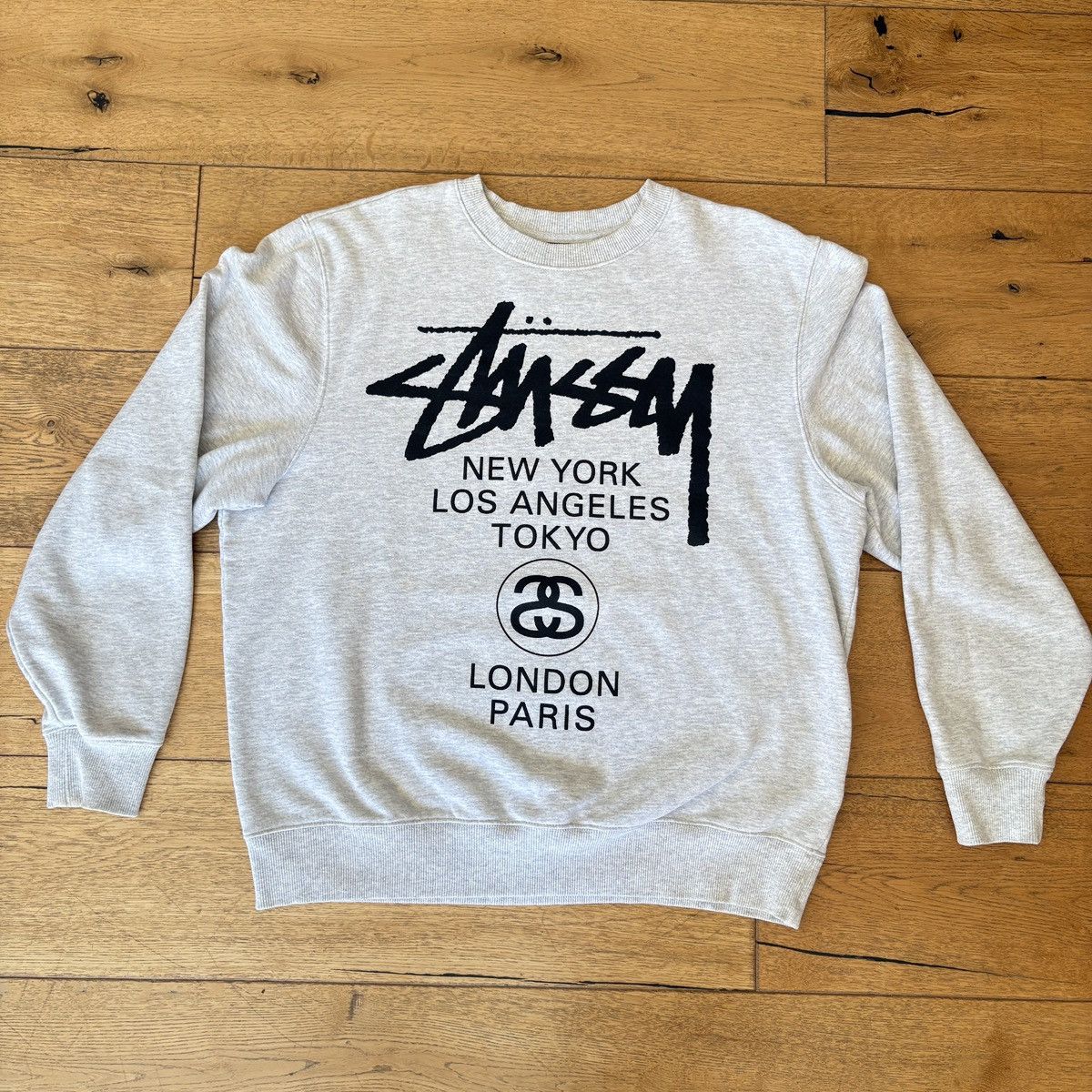 Stussy Stussy World Tour Crewneck Ash Heather Size US L / EU 52-54 / 3 - 1 Thumbnail
