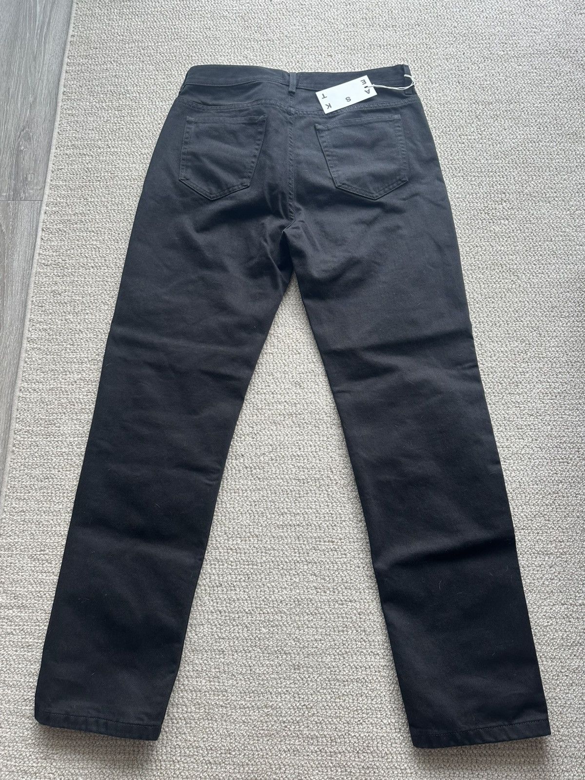 Asket ASKET - regular straight leg jeans - 33/32 NEW WITH TAGS Size US 33 - 6 Thumbnail