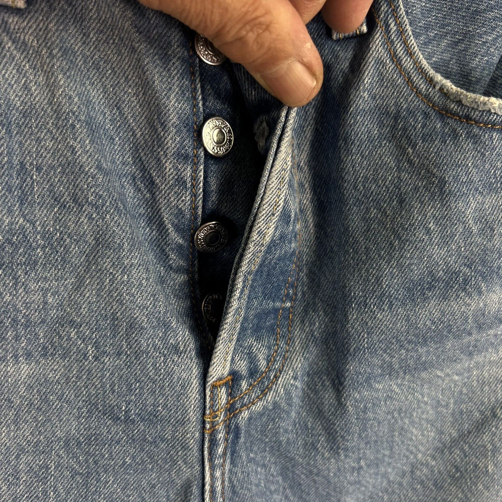 Levi's VINTAGE Levi's 501 Jeans Men's Size 27 Blue 28 Inseam 80s 90s Denim Straight Classic Size US 27 - 6 Thumbnail