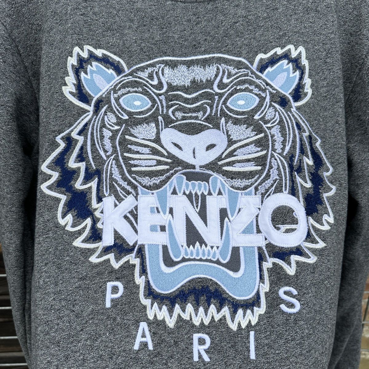 Kenzo Vintage Kenzo Sweatshirt Embroidered Tiger Crewneck Y2K L Size US L / EU 52-54 / 3 - 3 Thumbnail