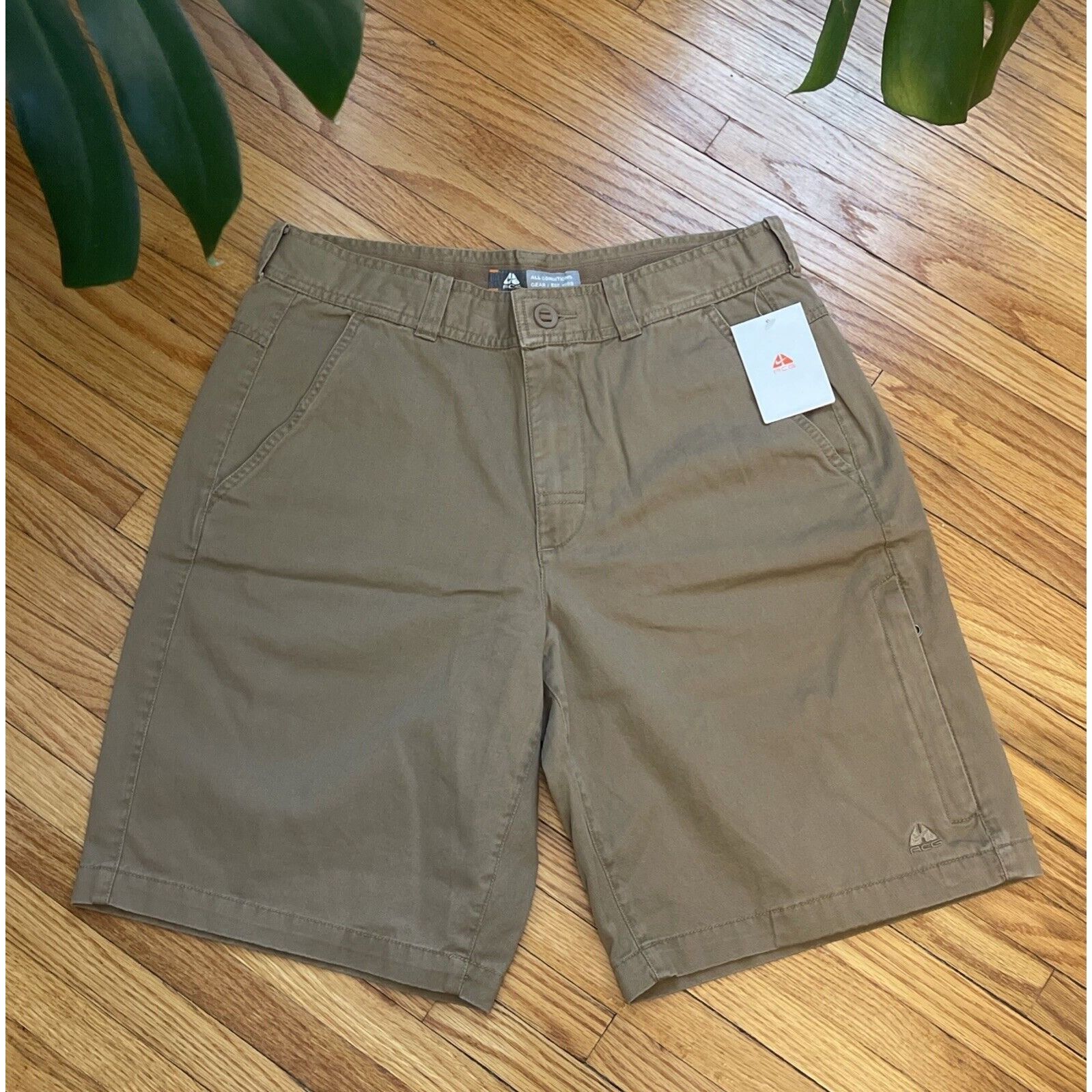 Nike ACG Vintage 2007 Mens 32 Nike ACG Gorp Skater Hike Outdoor Short Size US 32 / EU 48 - 1 Thumbnail