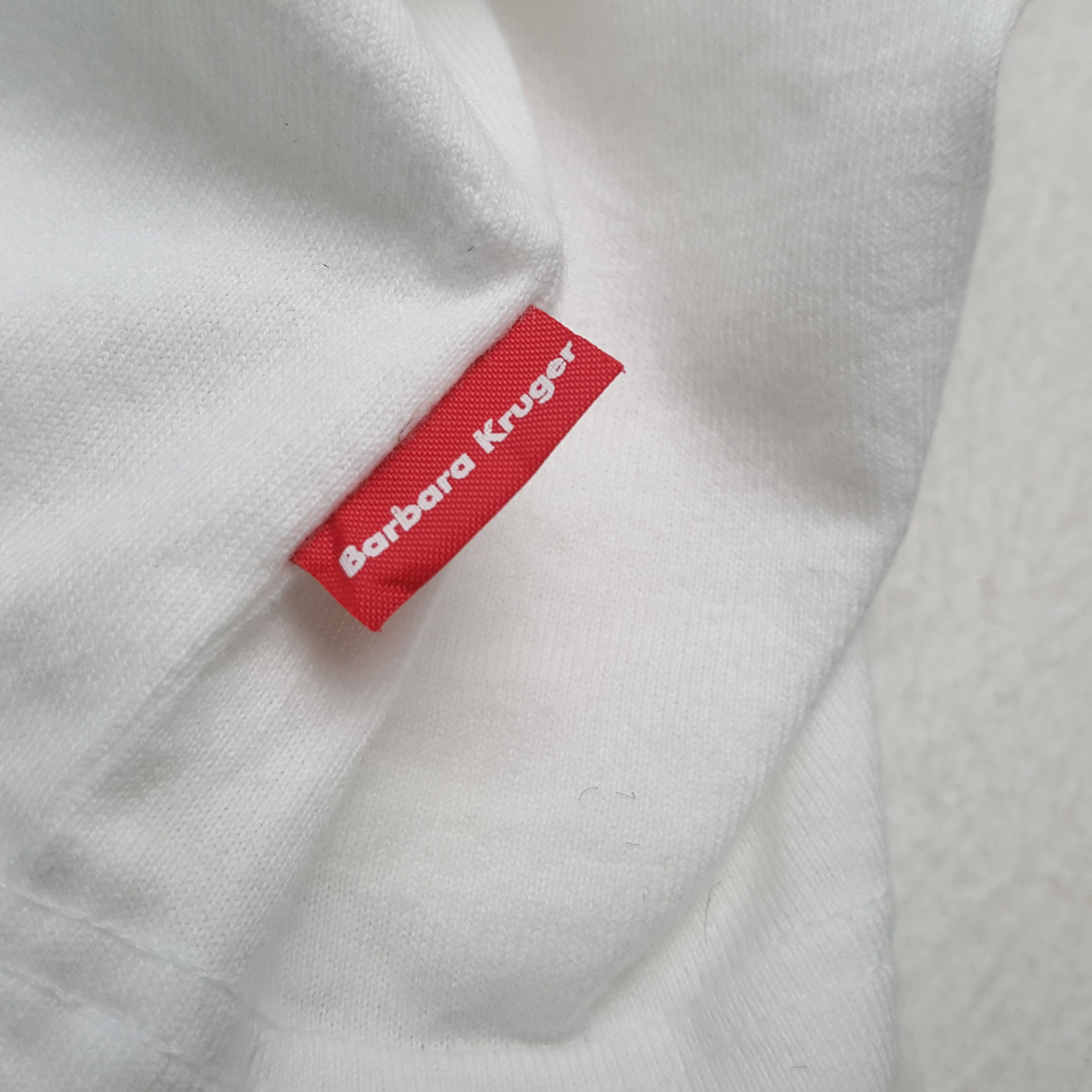 Barbara Kruger × Vintage Vintage BARBARA KRUGER American Art Artist T-Shirts Size S / US 4 / IT 40 - 4 Thumbnail