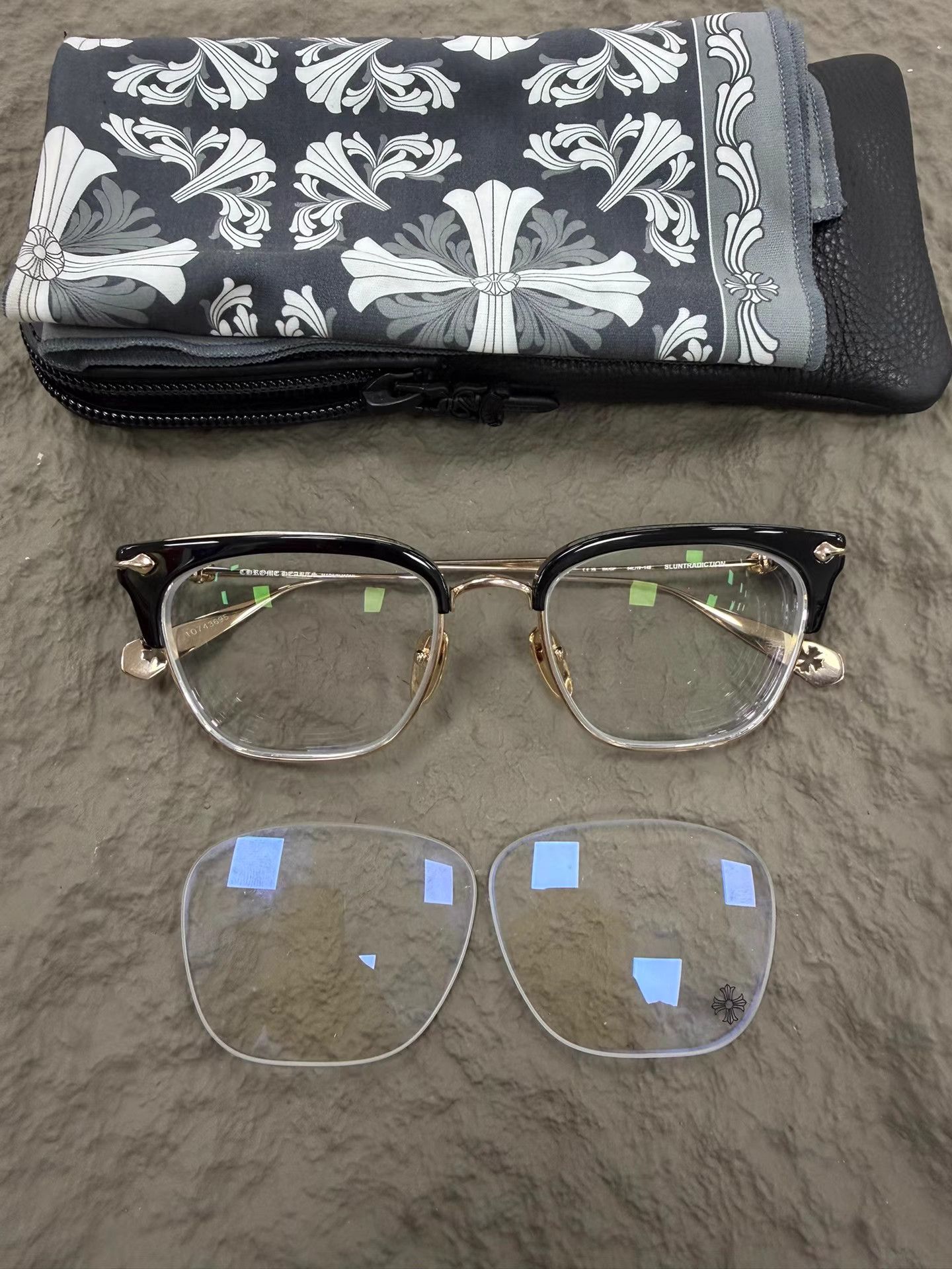 Chrome Hearts Chrome Hearts SLUNTRADICTION Eyeglasses (Black/Gold) Size ONE SIZE - 1 Thumbnail