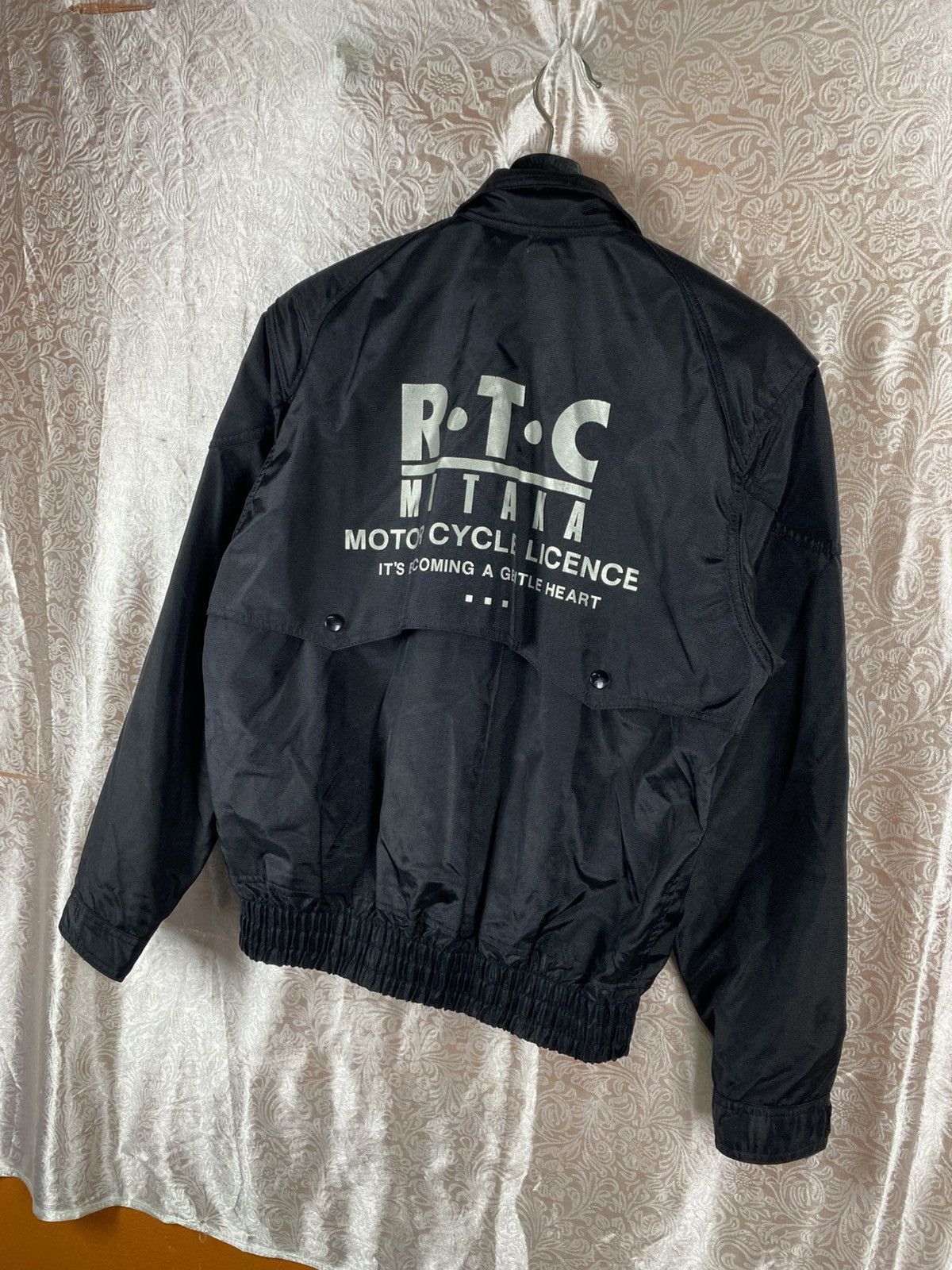 Japanese Brand Kushitani RTC Mitaka Motorcycle HighTech Air Intake Explorer Size US M / EU 48-50 / 2 - 17 Thumbnail