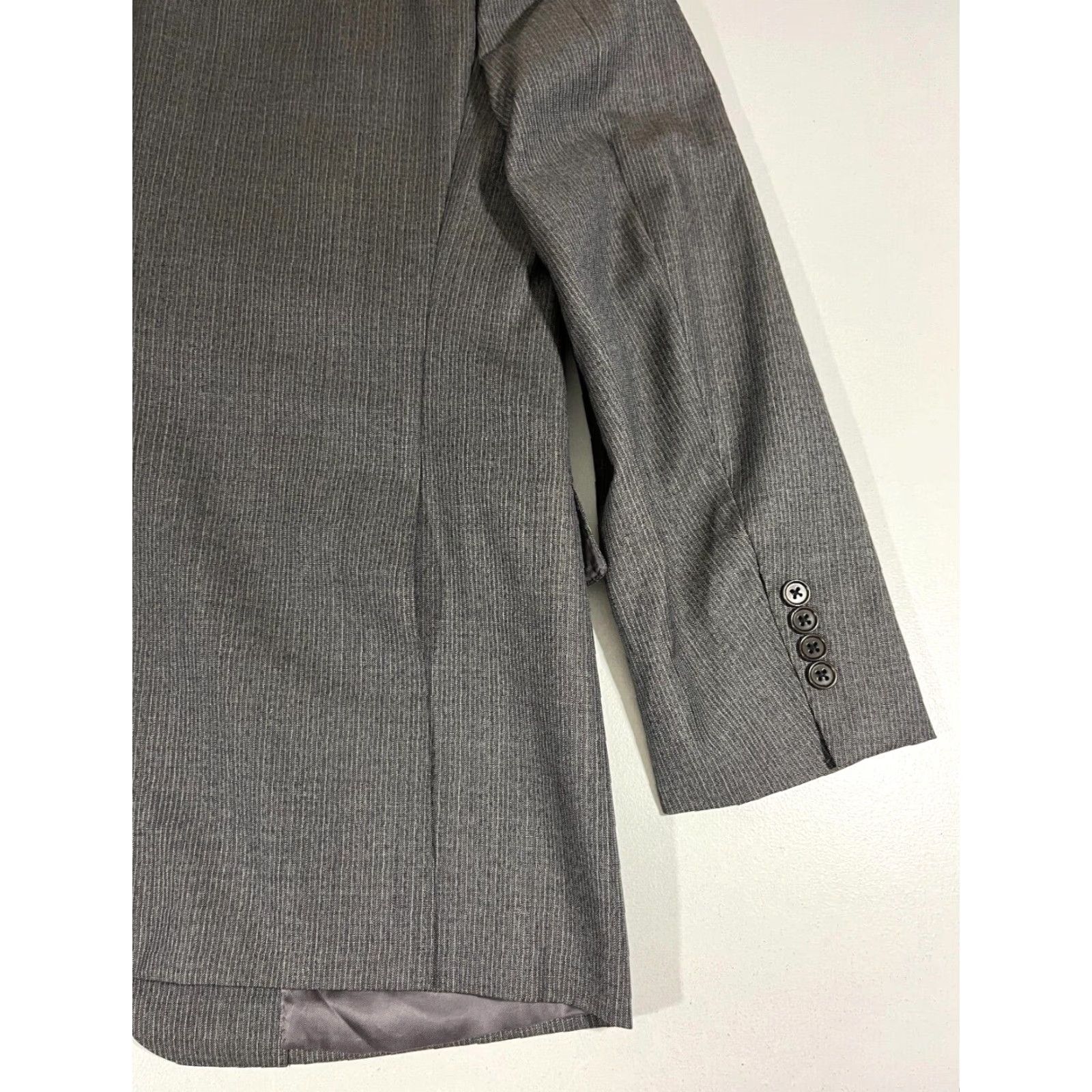 Canali Canali Men’s Two-Button Sport Coat Jacket Wool Made in Italy Gray 44R Regular Suit Coat Mens Dress Jacket Size 44R - 7 Thumbnail