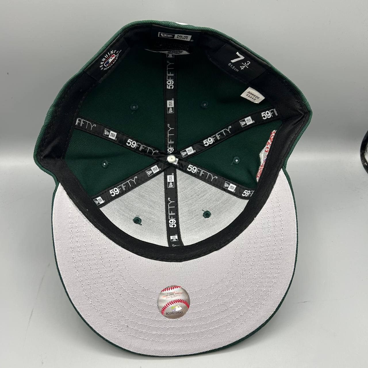 New Era Oakland Athletics Hat Men 7 3/4 World Series MLB Fitted Cap Size ONE SIZE - 2 Thumbnail