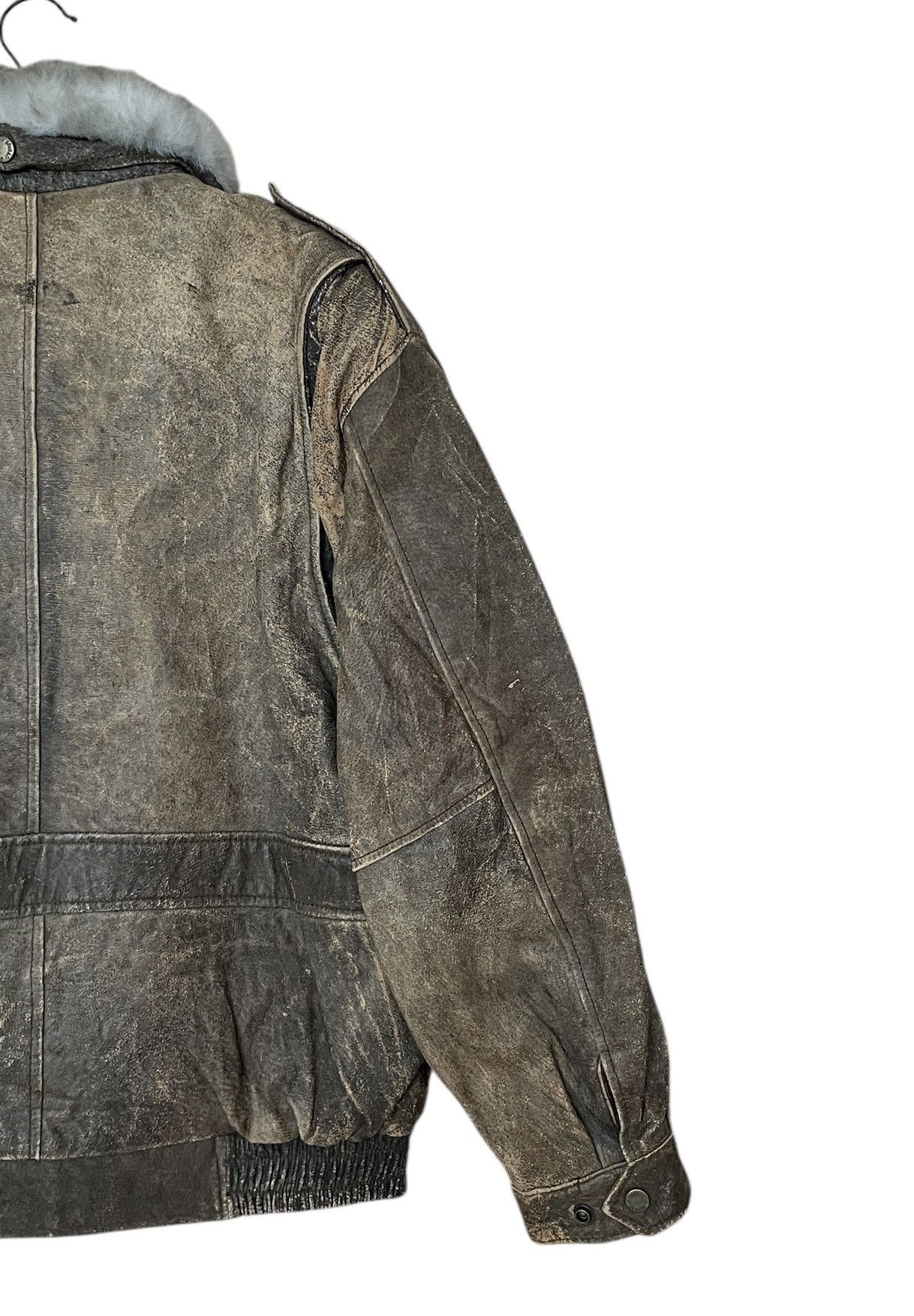 Vintage Vintage Brand Brunati Fur Leather Military Jacket 1990s Size US M / EU 48-50 / 2 - 8 Thumbnail