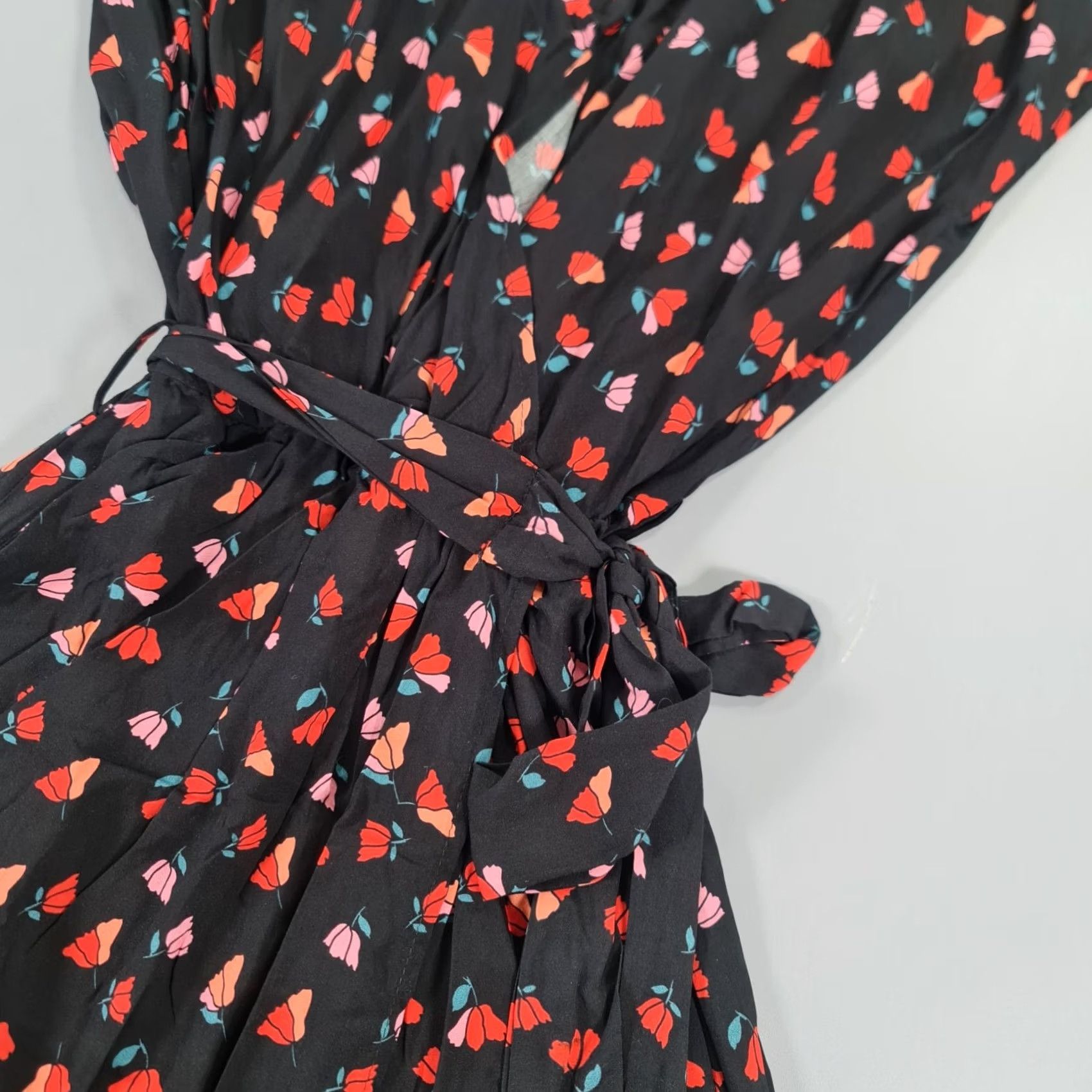 Velvet Velvet by Graham & Spencer Dress Womens Knee Length V-Neck Short Sleeve Belted Floral Black M Size M / US 6-8 / IT 42-44 - 6 Thumbnail
